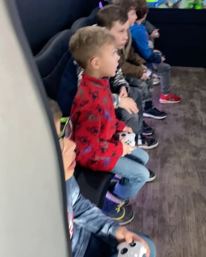 @vipmobiledetroit is the perfect way to celebrate your kids video game themed birthday party! Visit www.vipmobiledetroit.com for pricing &amp; availability. 

#gamebusrentaldetroit #gamebus #kidspartyrental #birthdaypartyideas #gametruck