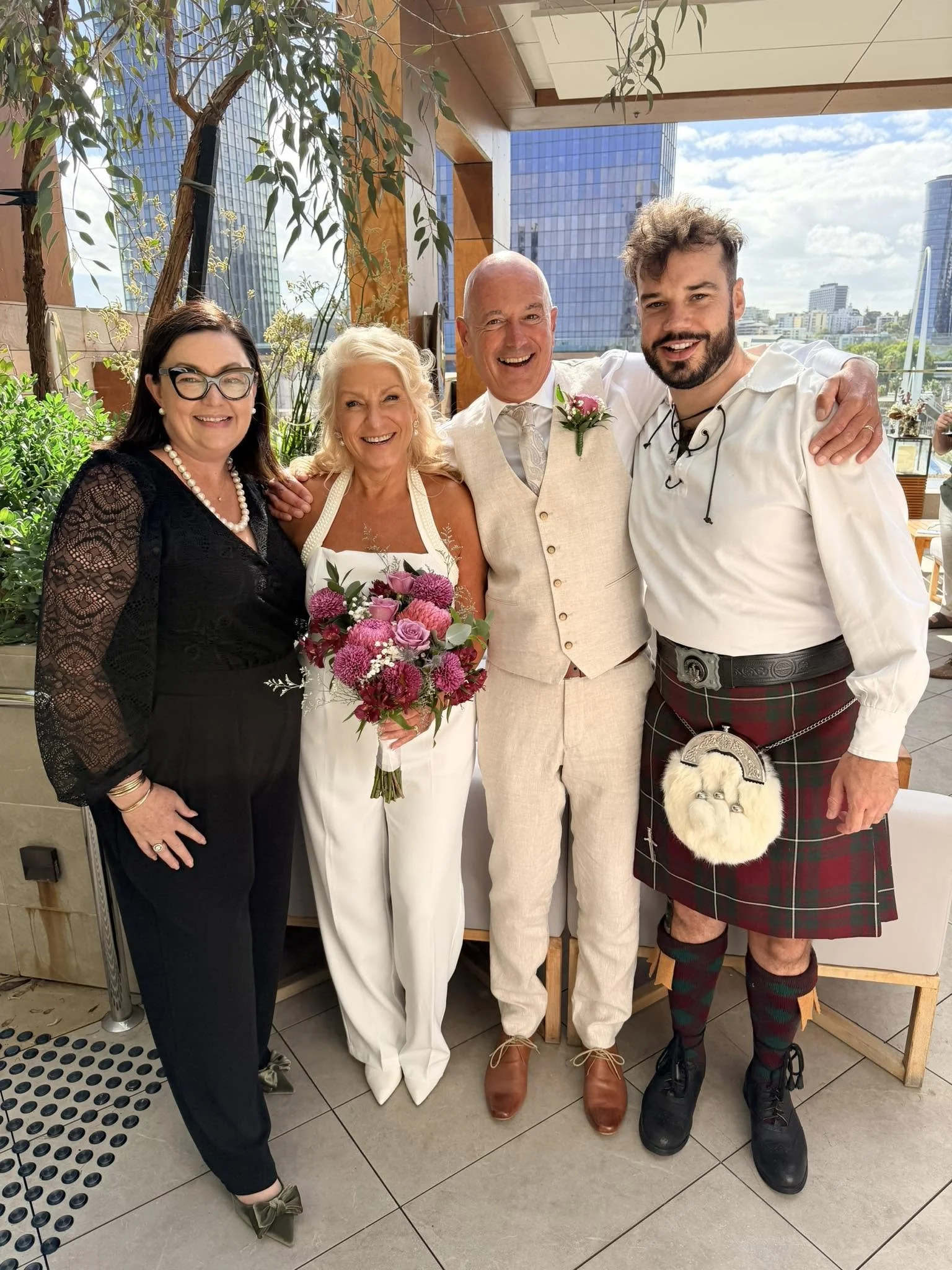 Minimony Celebrant Perth | Amanda Rowe