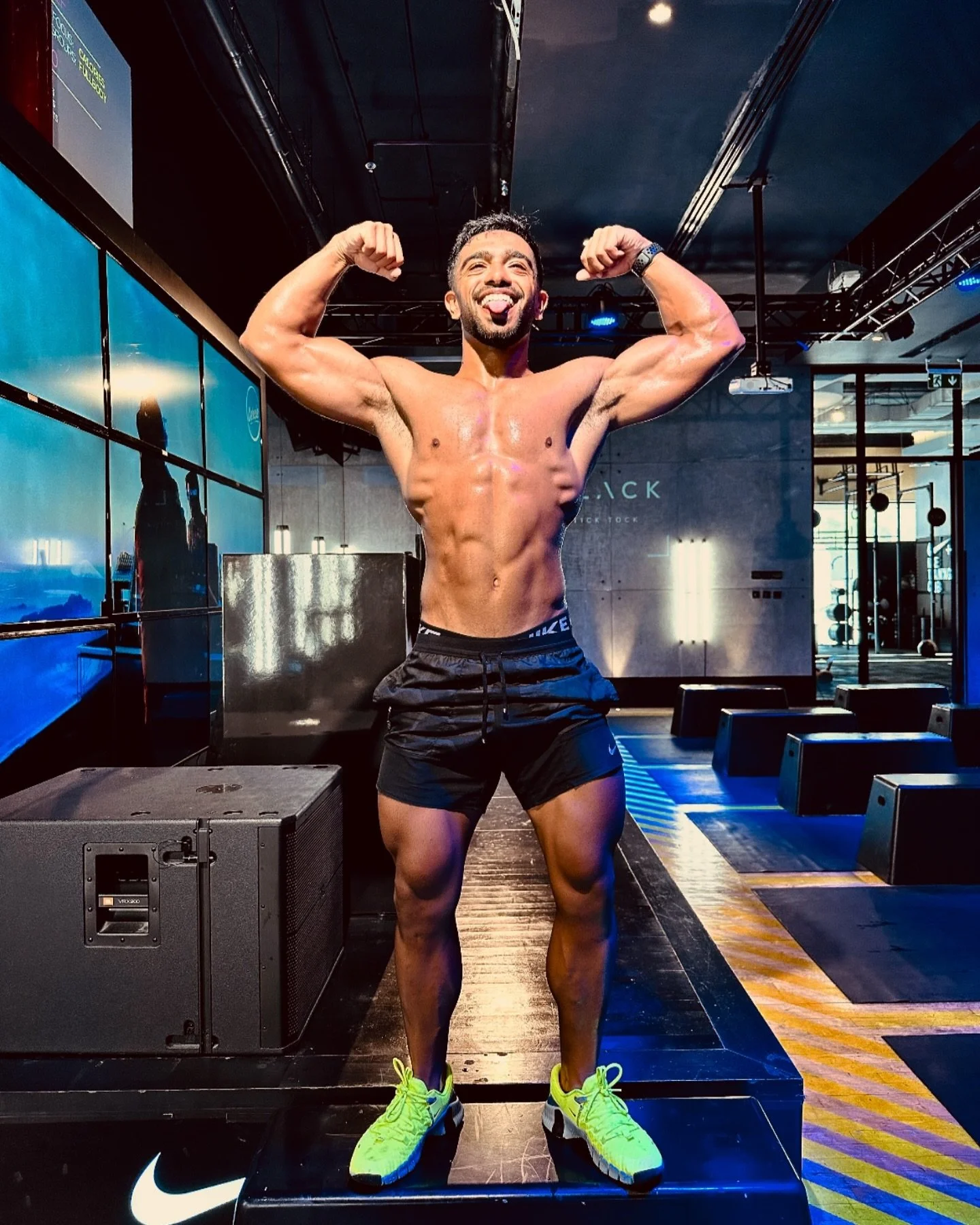 Introducing our very first Emirati trainer 🇦🇪 @kdahkooni 
We could not be more proud to welcome our once member to our team.
Welcome Coach Khalid 🖤
You can find him on our schedule right away.