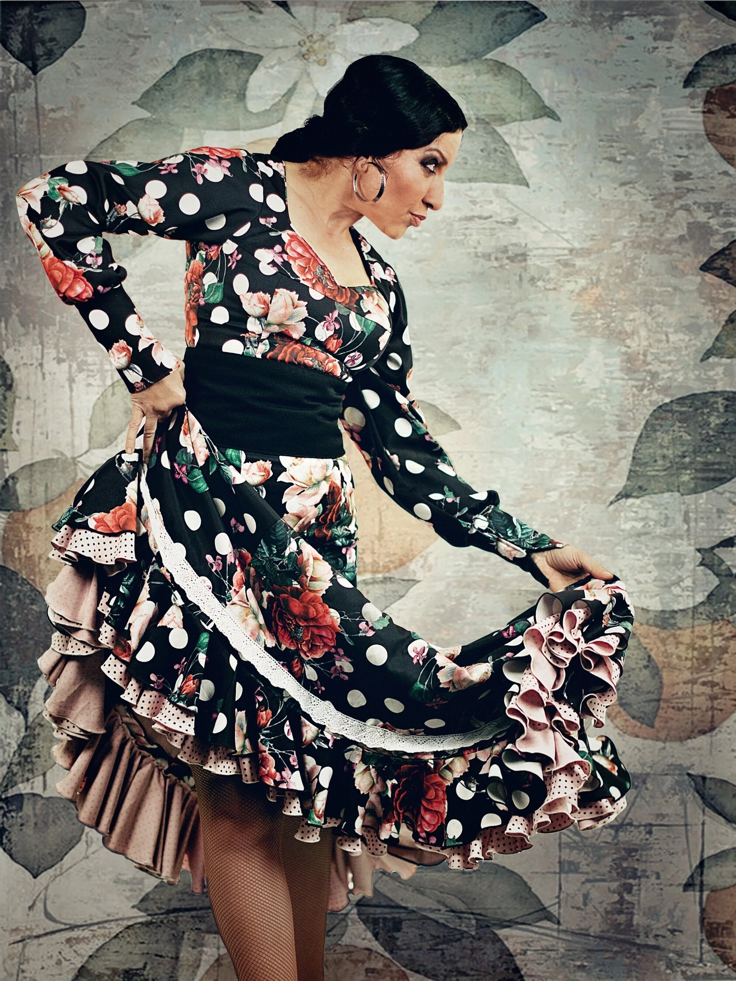 Francesca La Chica flamenco dancer