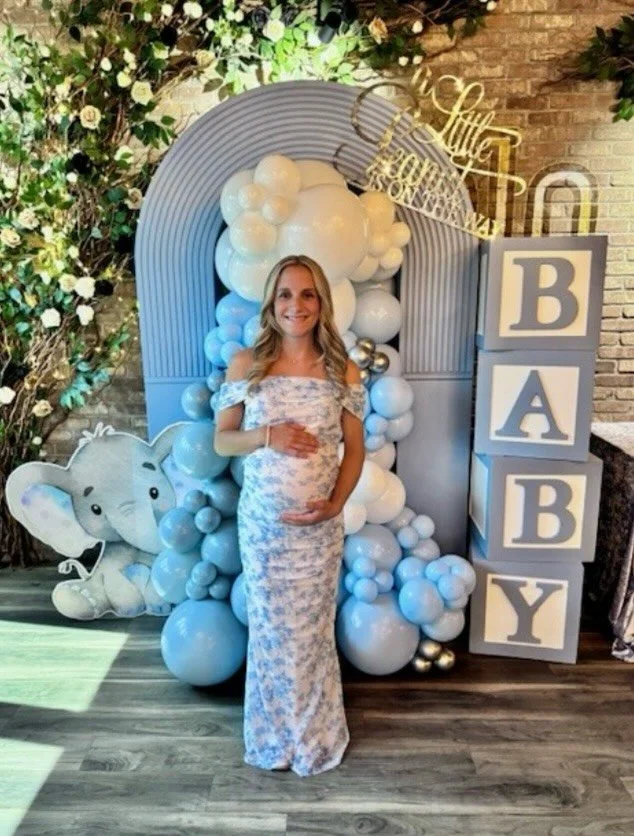 THIS!!! ❤️ A picture-perfect shower for Amanda and her precious bundle on the way. Host your once-in-a-lifetime celebrations with us at 618.