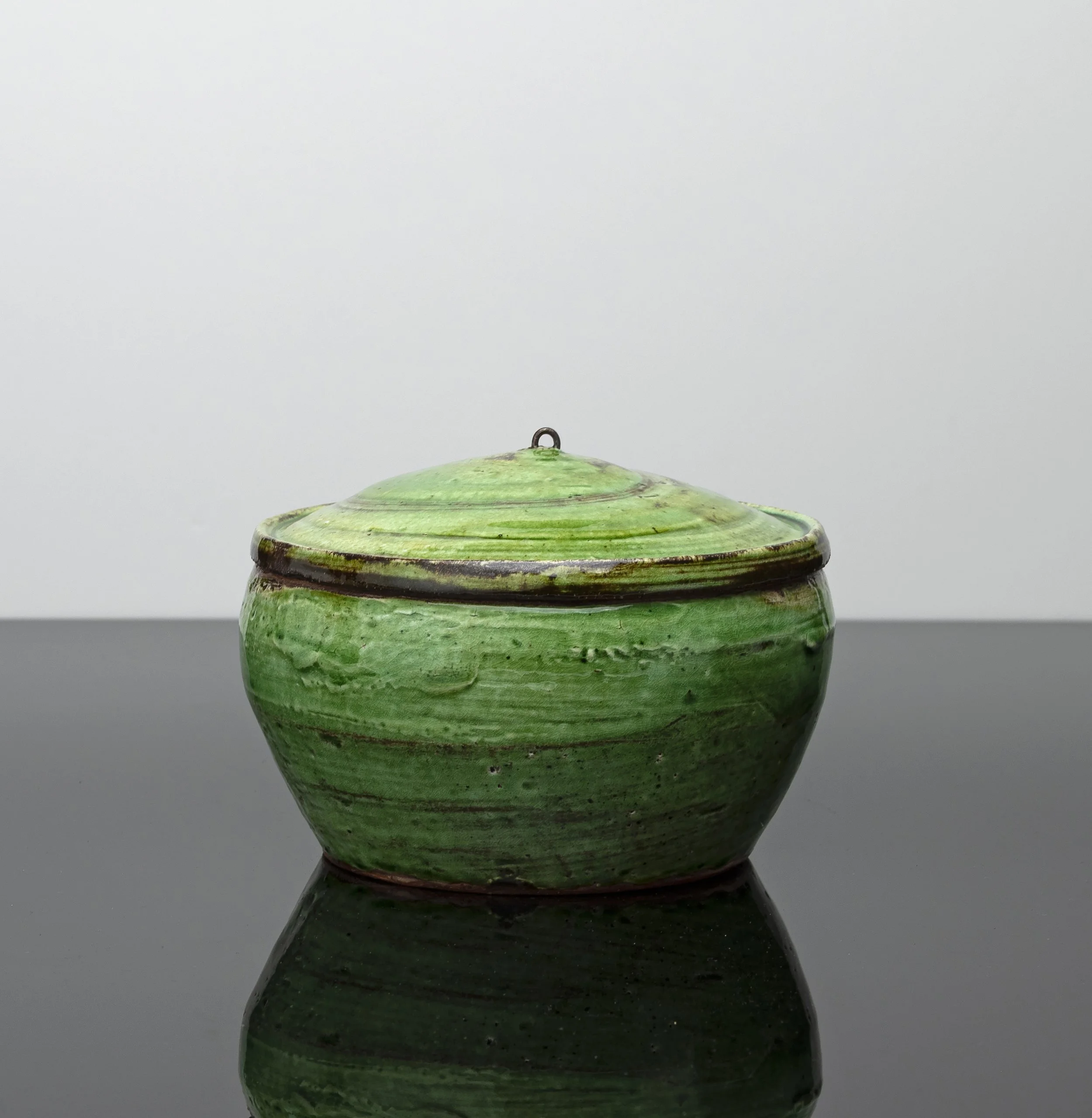 Lidded pot