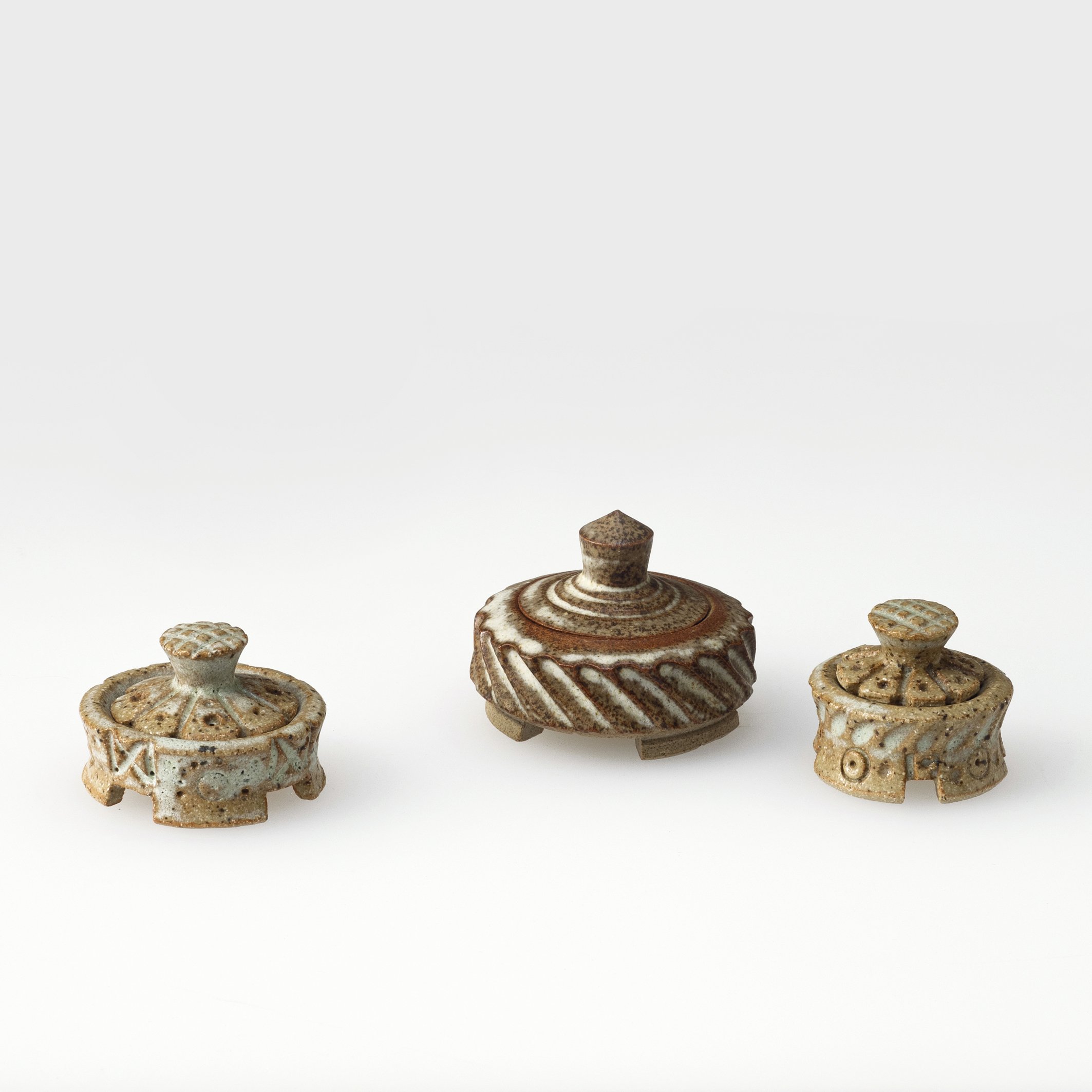 Lidded boxes