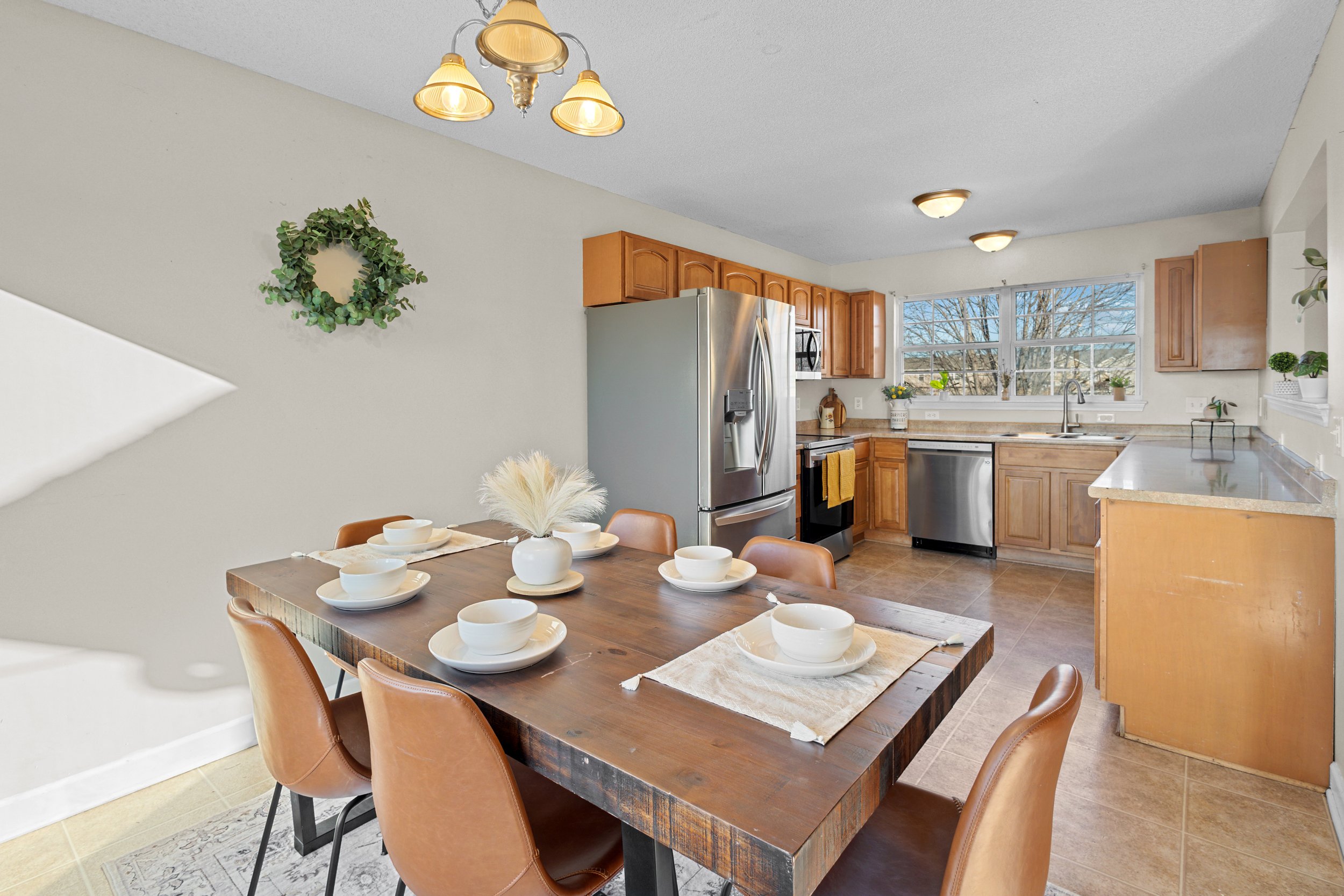 2703-valley-thornton-megan_1225_Emma_Tuttle_013.jpg