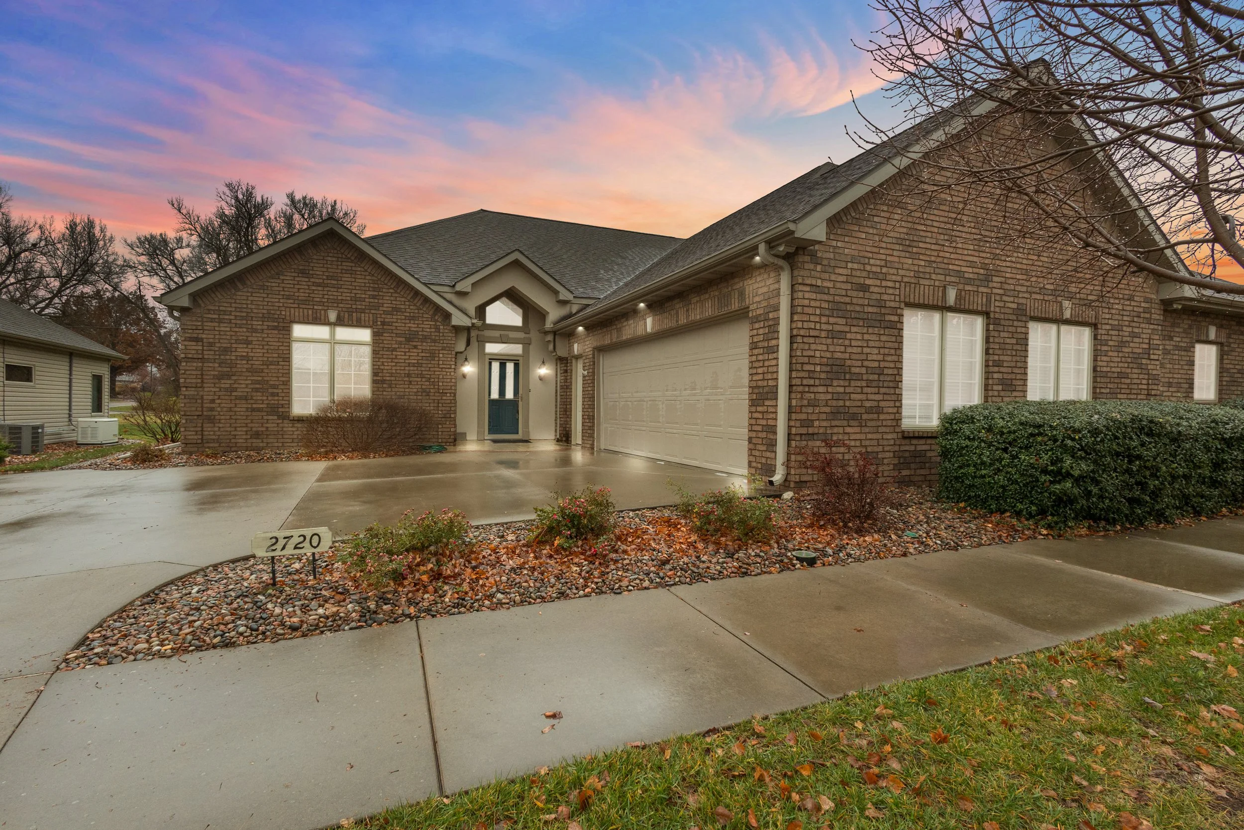 2720StoneValleyDr-megan-thornton-0046-twi.jpg