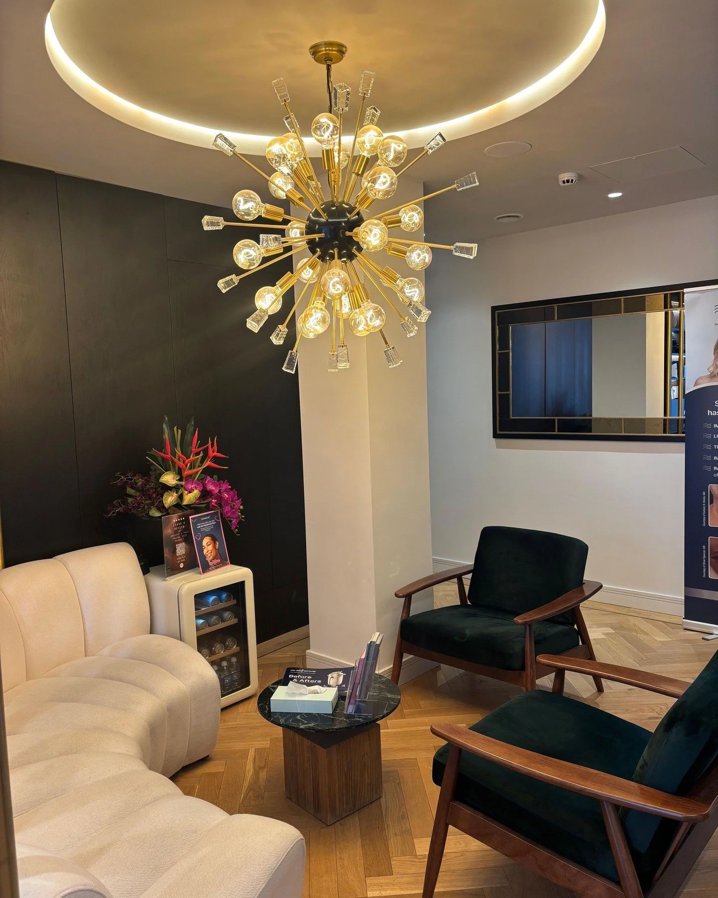 We are delighted to be recruiting for a Full-Time Aesthetic Therapist to join our busy London clinic on New Cavendish Street.

This is a fantastic opportunity for an experienced therapist who is passionate about aesthetics and exceptional client care