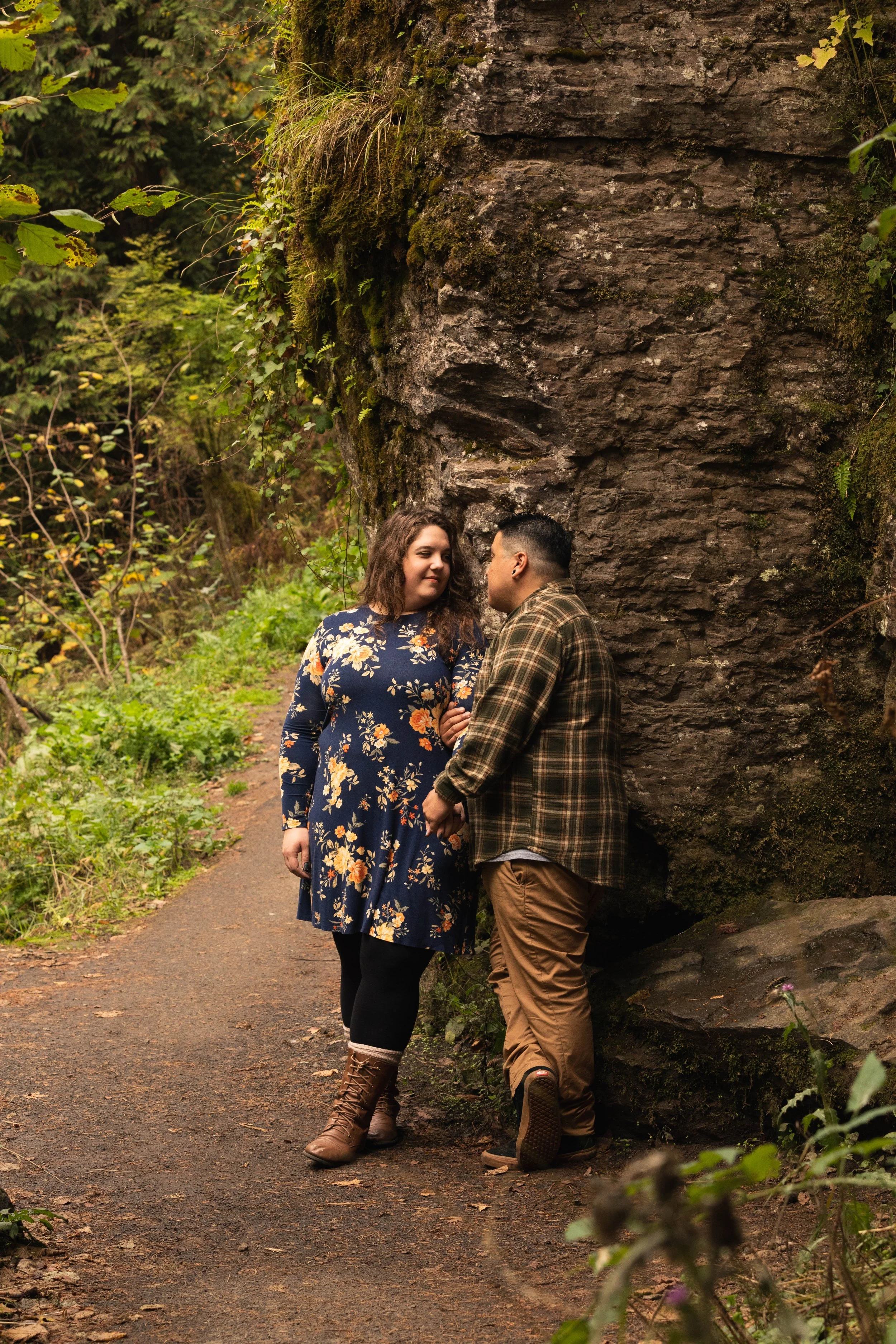 columbia-river-gorge-engagement-photos-latourell-falls-consciously-captured-photography-004.jpg