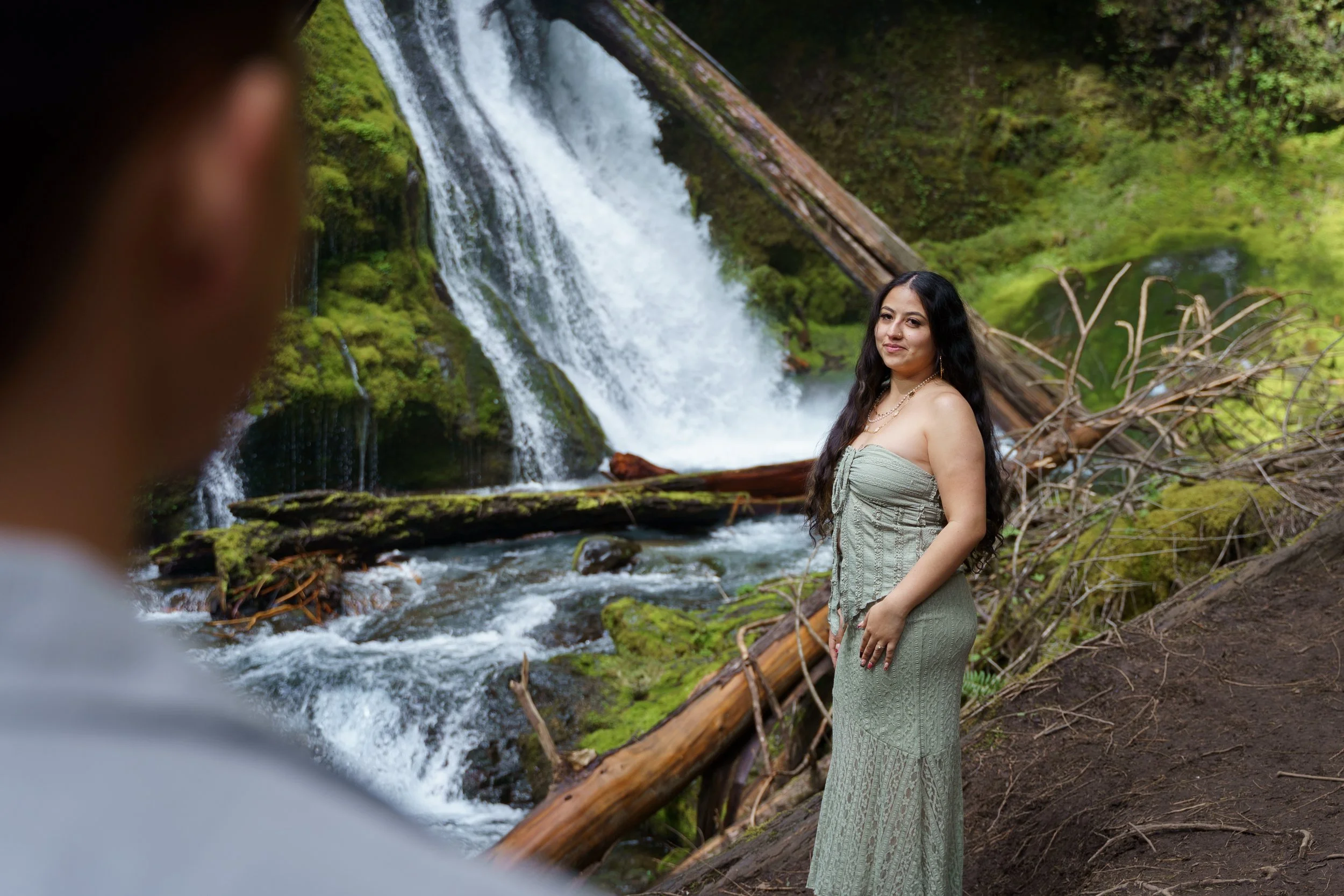 surprise-proposal-photos-panther-creek-falls-washington-state-consciously-captured-photography-049.jpg