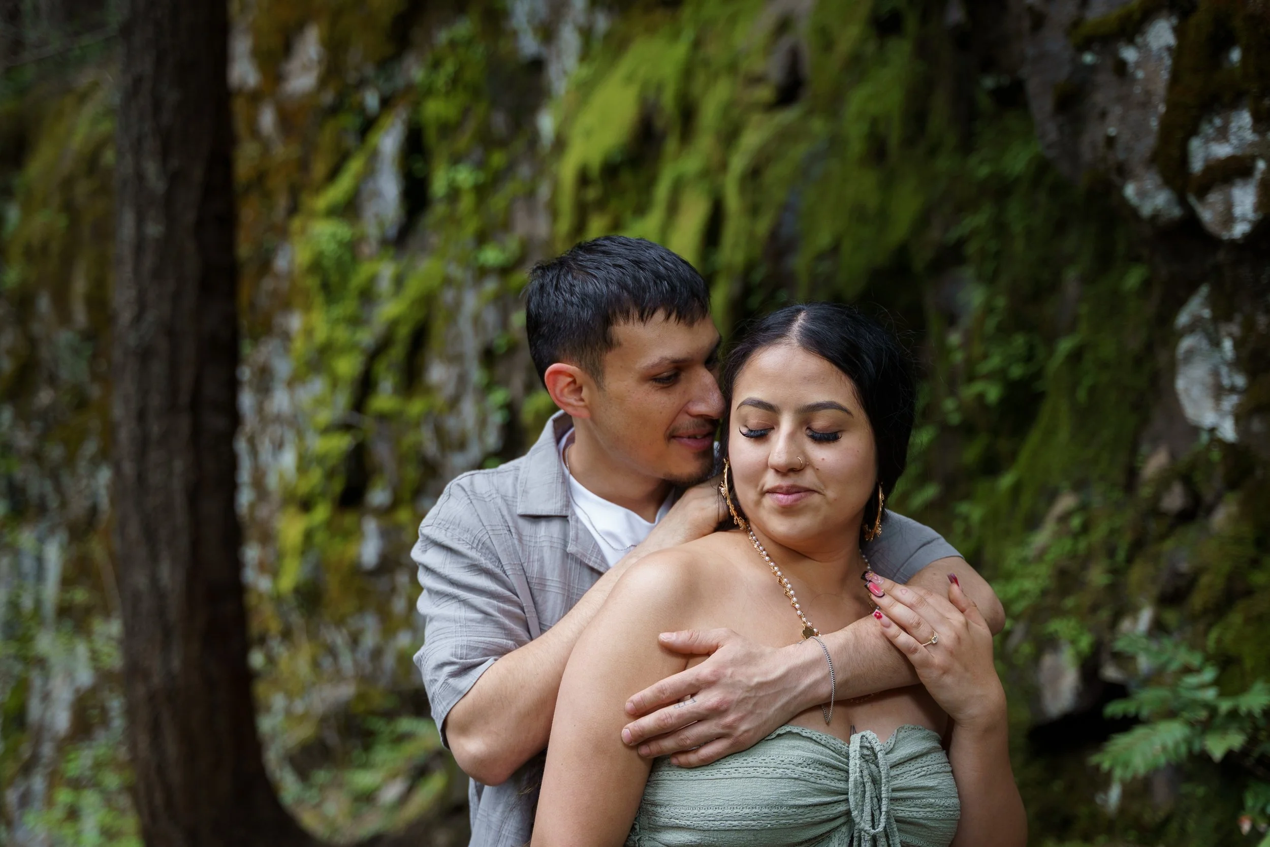 surprise-proposal-photos-panther-creek-falls-washington-state-consciously-captured-photography-060.jpg