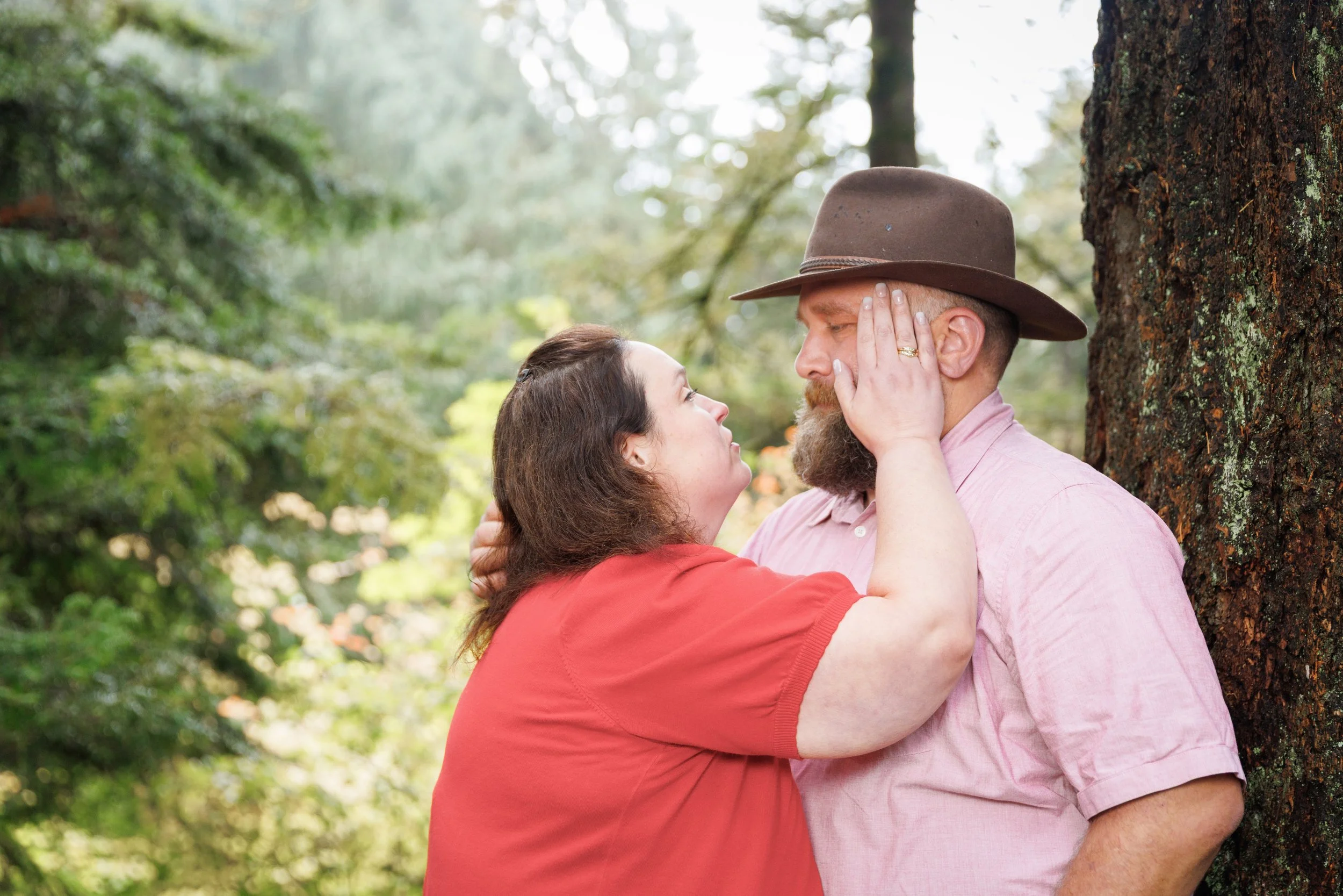 kelsie-joe-engagement-photos-monticello-antiques-portland-oregon-consciously-captured-047.jpg
