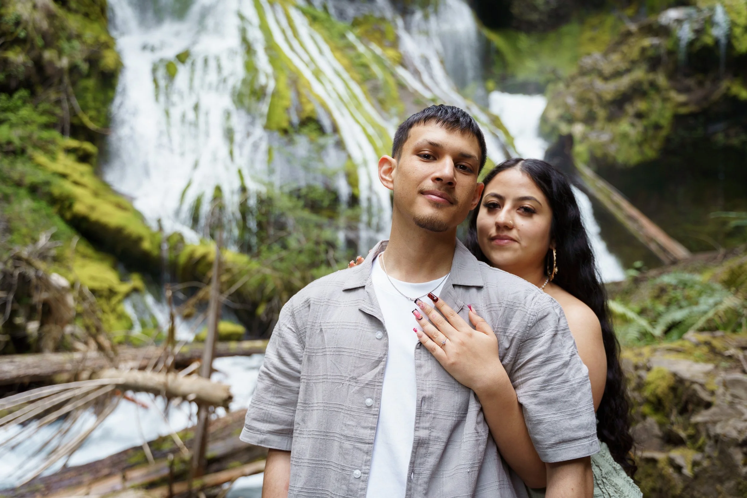 surprise-proposal-photos-panther-creek-falls-washington-state-consciously-captured-photography-033.jpg