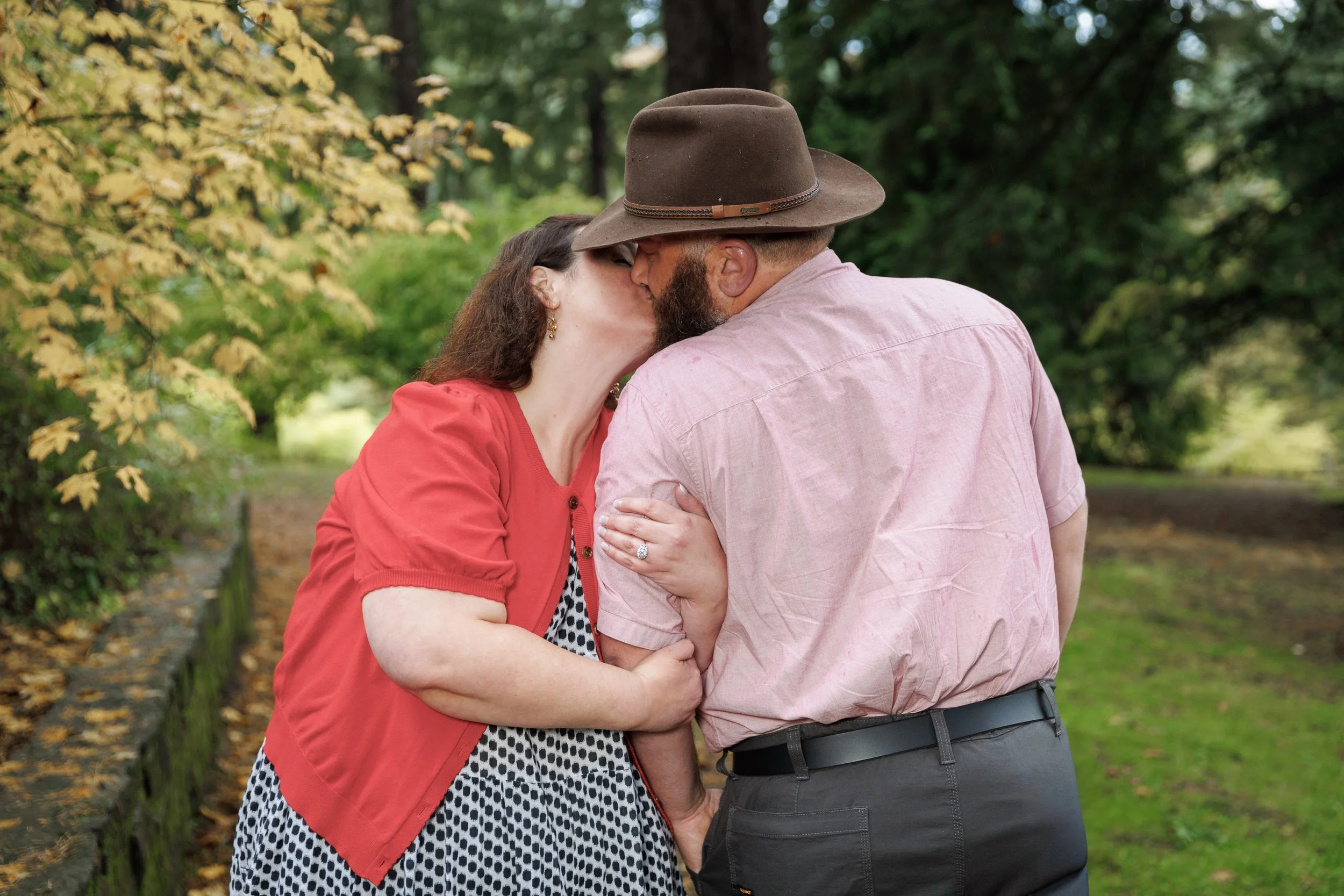 kelsie-joe-engagement-photos-monticello-antiques-portland-oregon-consciously-captured-033.jpg