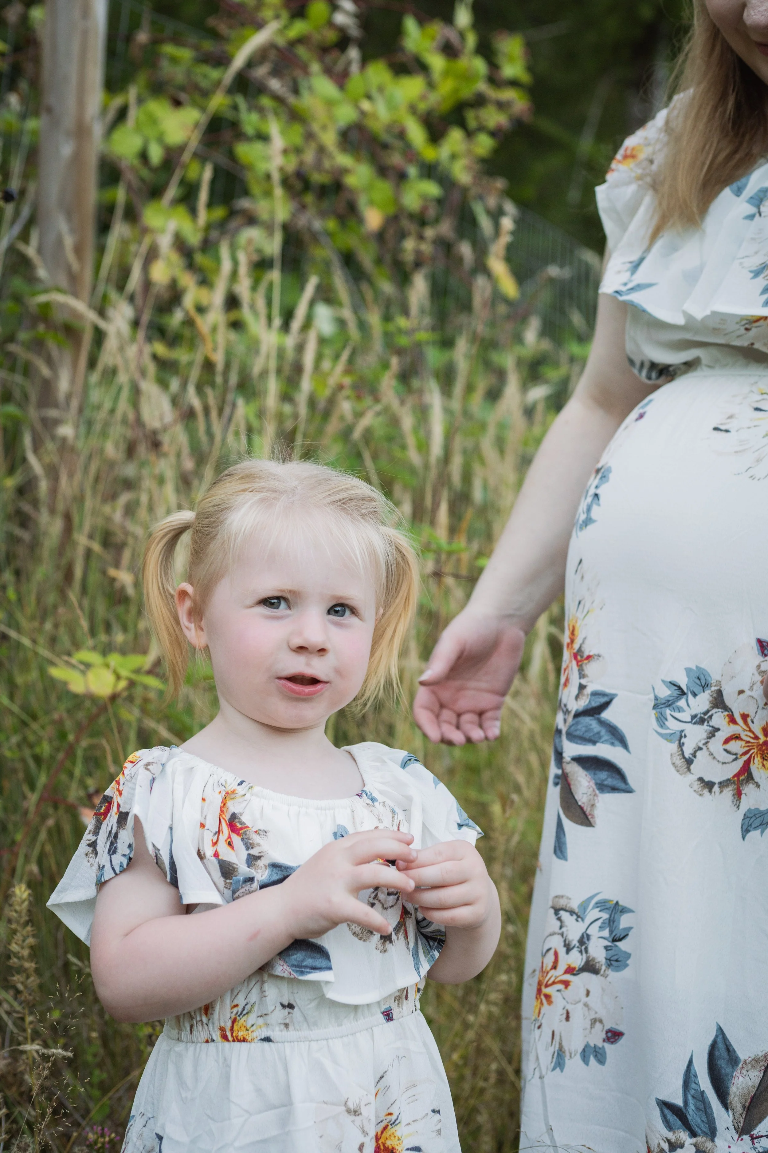 lindsay-michael-maternity-photos-consciously-captured-044.jpg