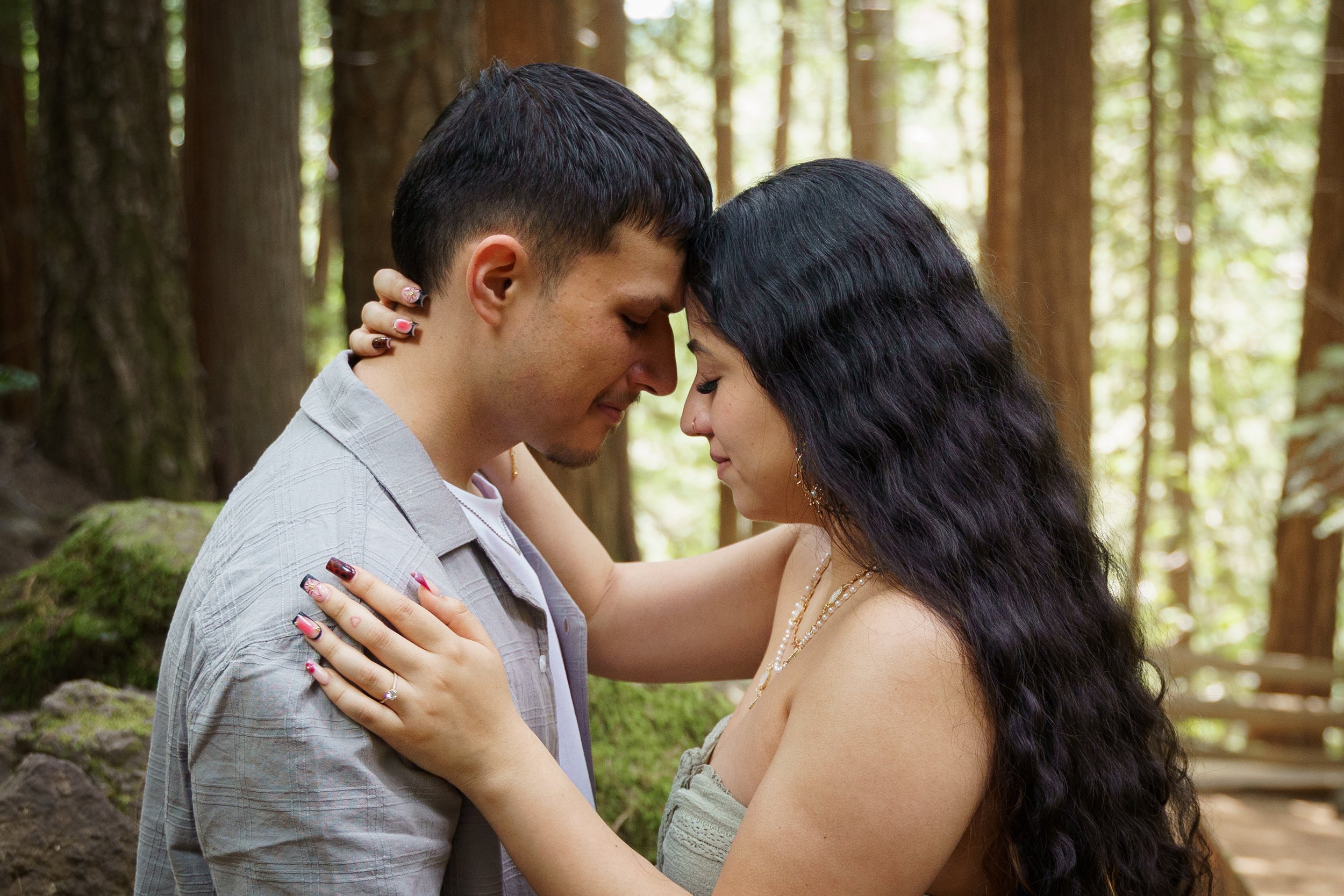 surprise-proposal-photos-panther-creek-falls-washington-state-consciously-captured-photography-028.jpg