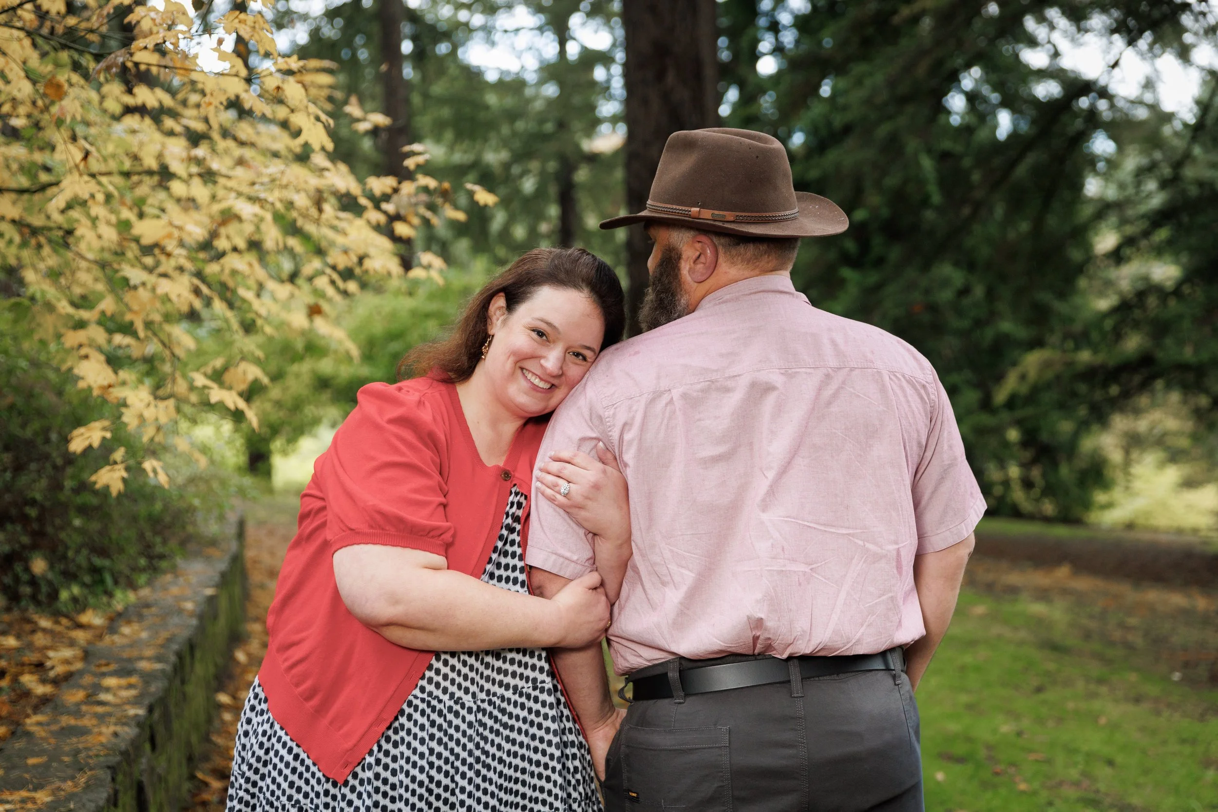 kelsie-joe-engagement-photos-monticello-antiques-portland-oregon-consciously-captured-032.jpg