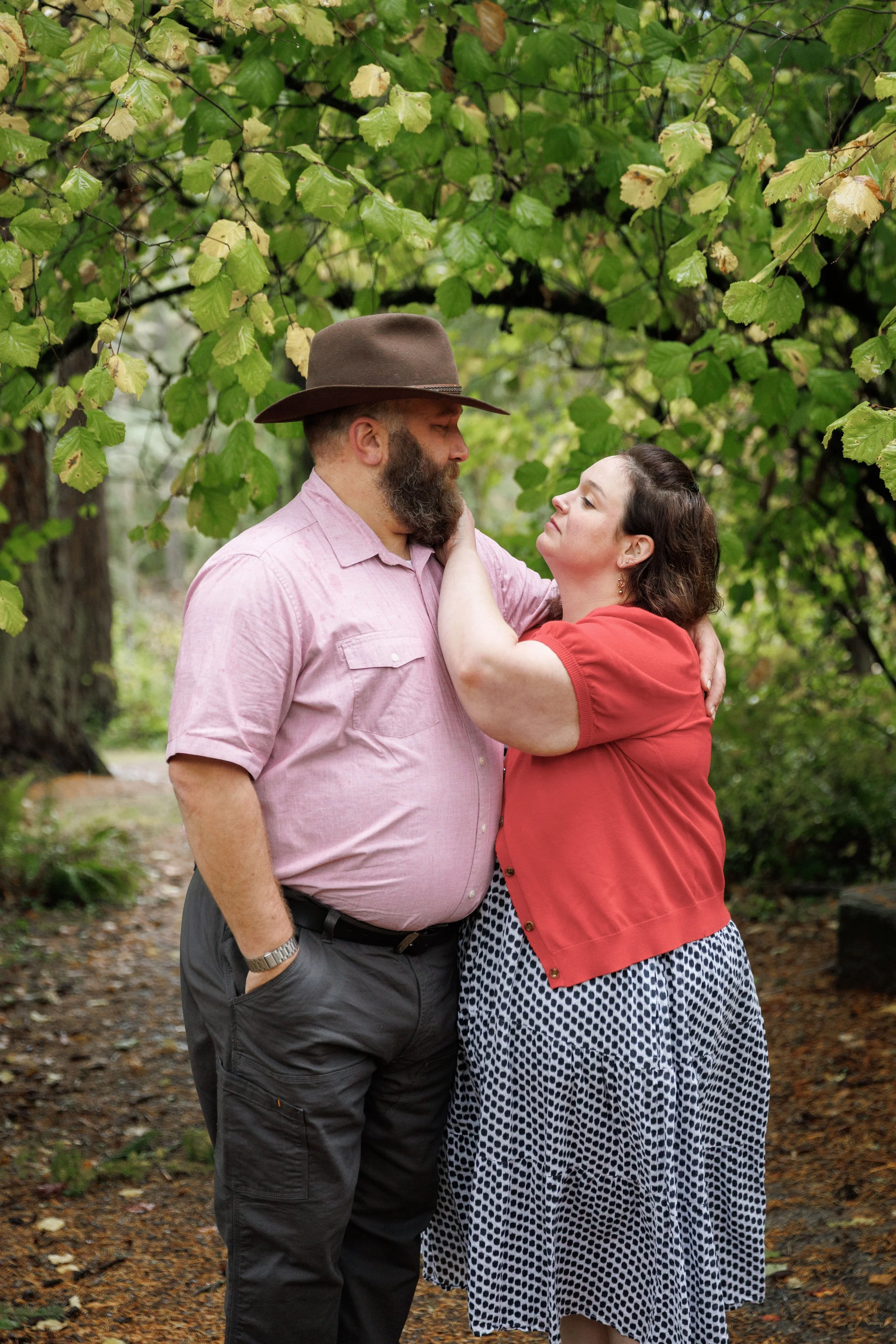 kelsie-joe-engagement-photos-monticello-antiques-portland-oregon-consciously-captured-037.jpg