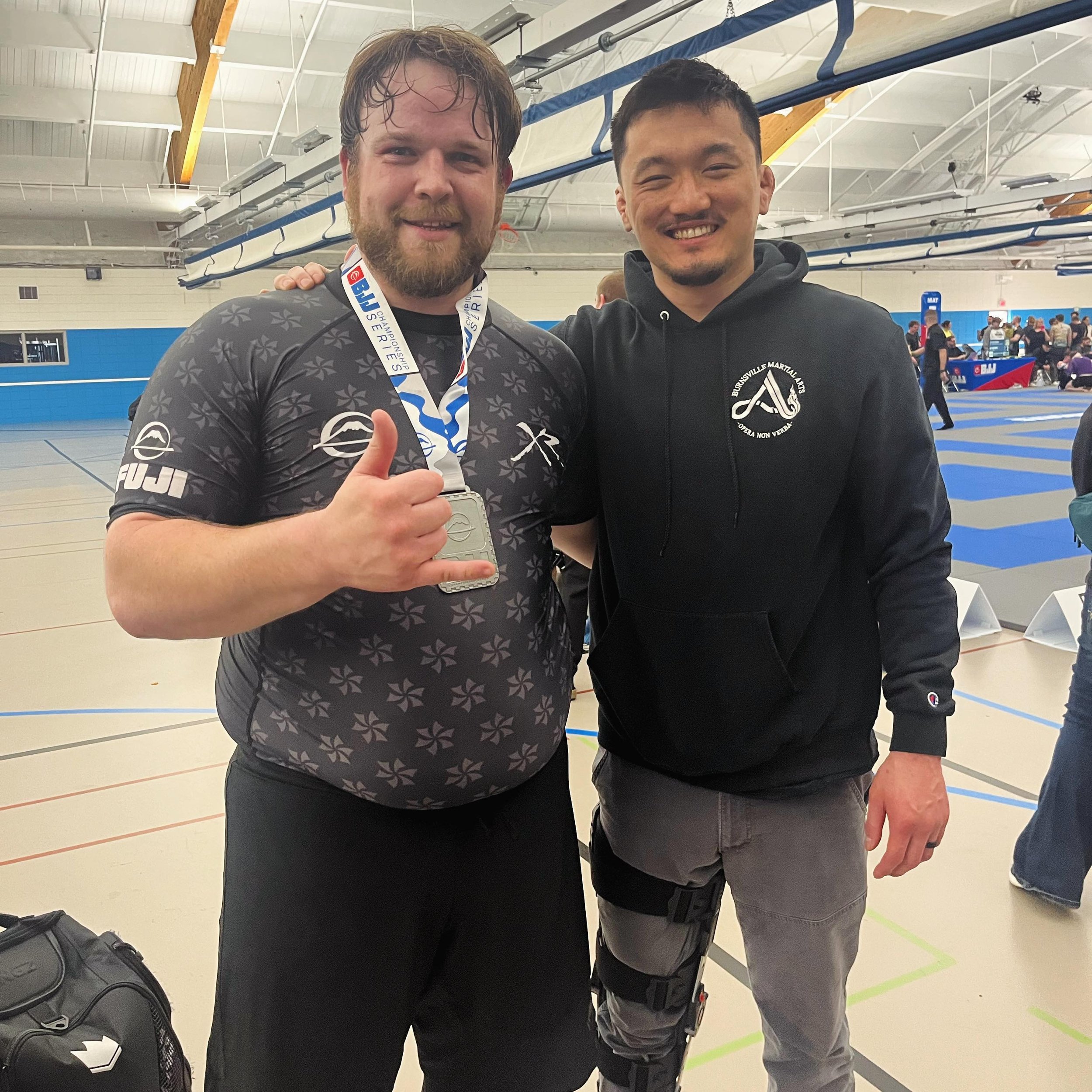 Congratulations to Dr. Dan! 1st place in no-gi and 2nd place in gi at the Fuji BJJ tournament this weekend!
.
.
.
.
.
#bjj #competition #nogi #grappling #jiujitsu #podium #1stplace🏆 #2ndplace🏆 #teamacademy #fuji