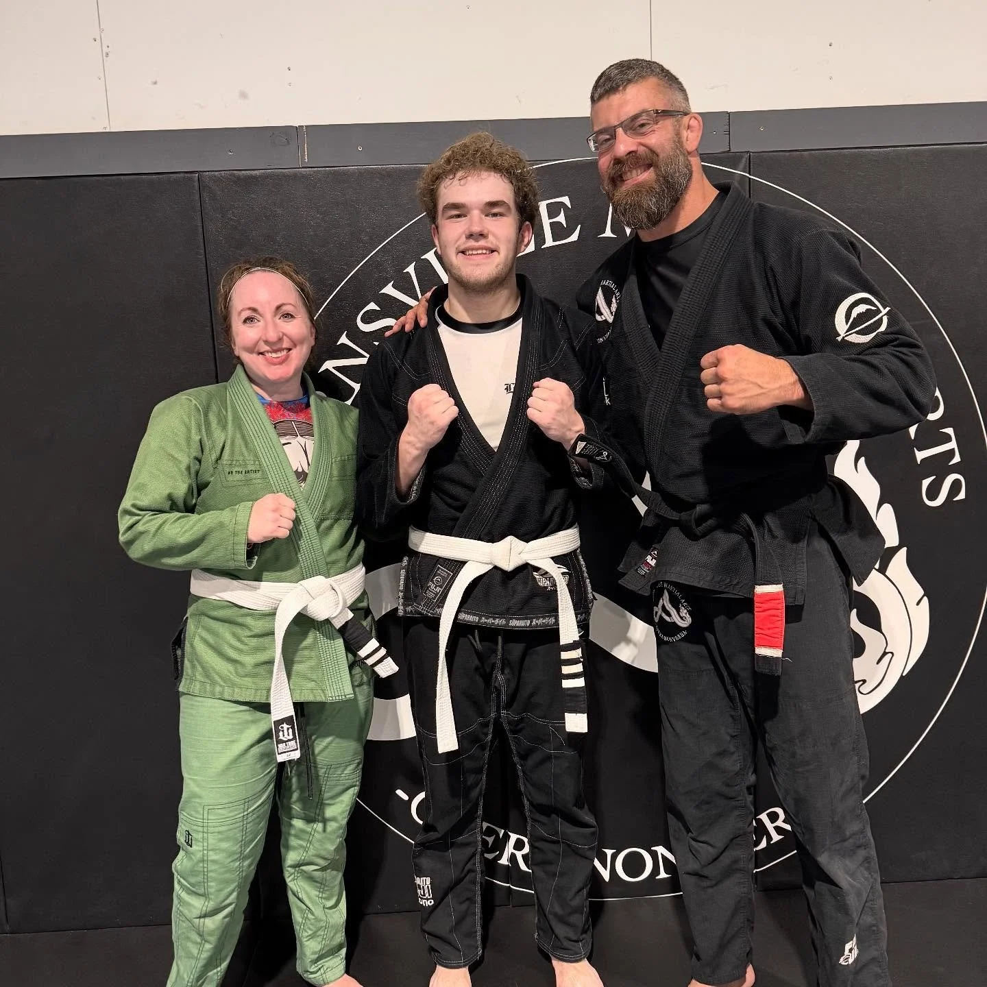 Congratulations to these two, for achieving their next stripes in Brazilian Jiu Jitsu!
Julia: 2nd Stripe
Conner: 3rd Stripe
#martialarts #martialartist #martialartstraining #bjj #bjj4life #bjjtraining #dedication #determinacion #heart #passion #burn