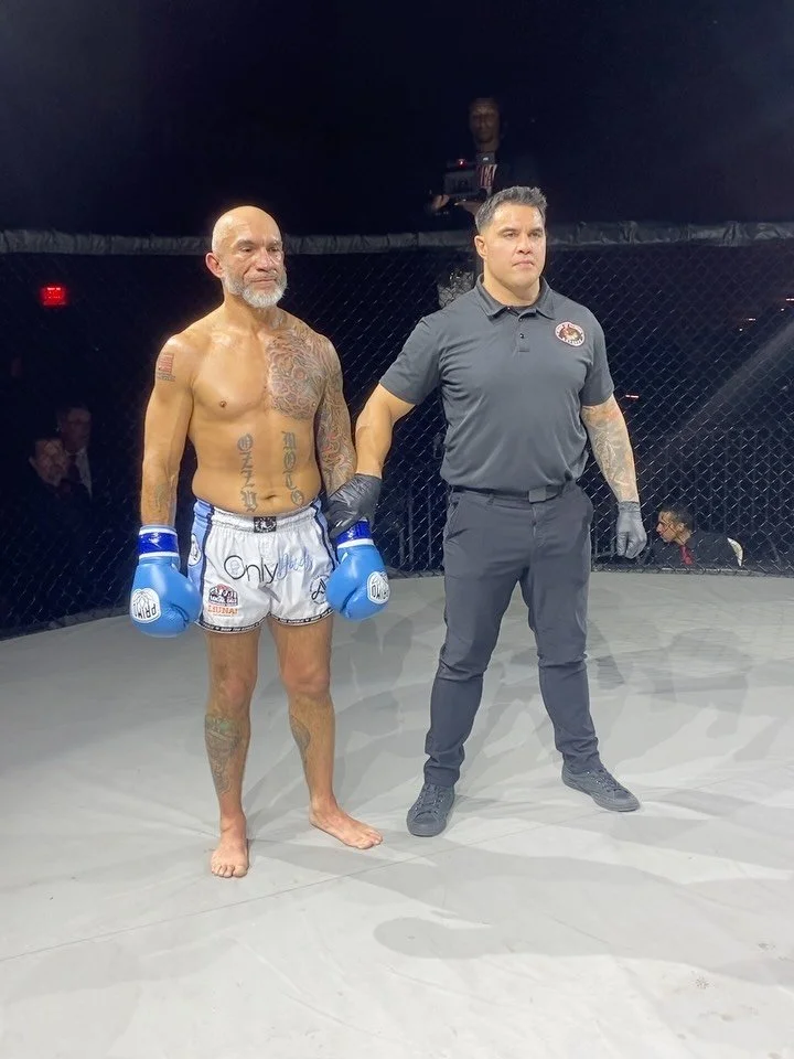 We had a blast competing at Stateline Rumble this weekend! Ozzy and Alex had great camps and it showed. 

Ozzy competed in the main event for the Stateline Rumble 170lb pro MT Title. He followed the game plan perfectly and landed a big knee to the bo