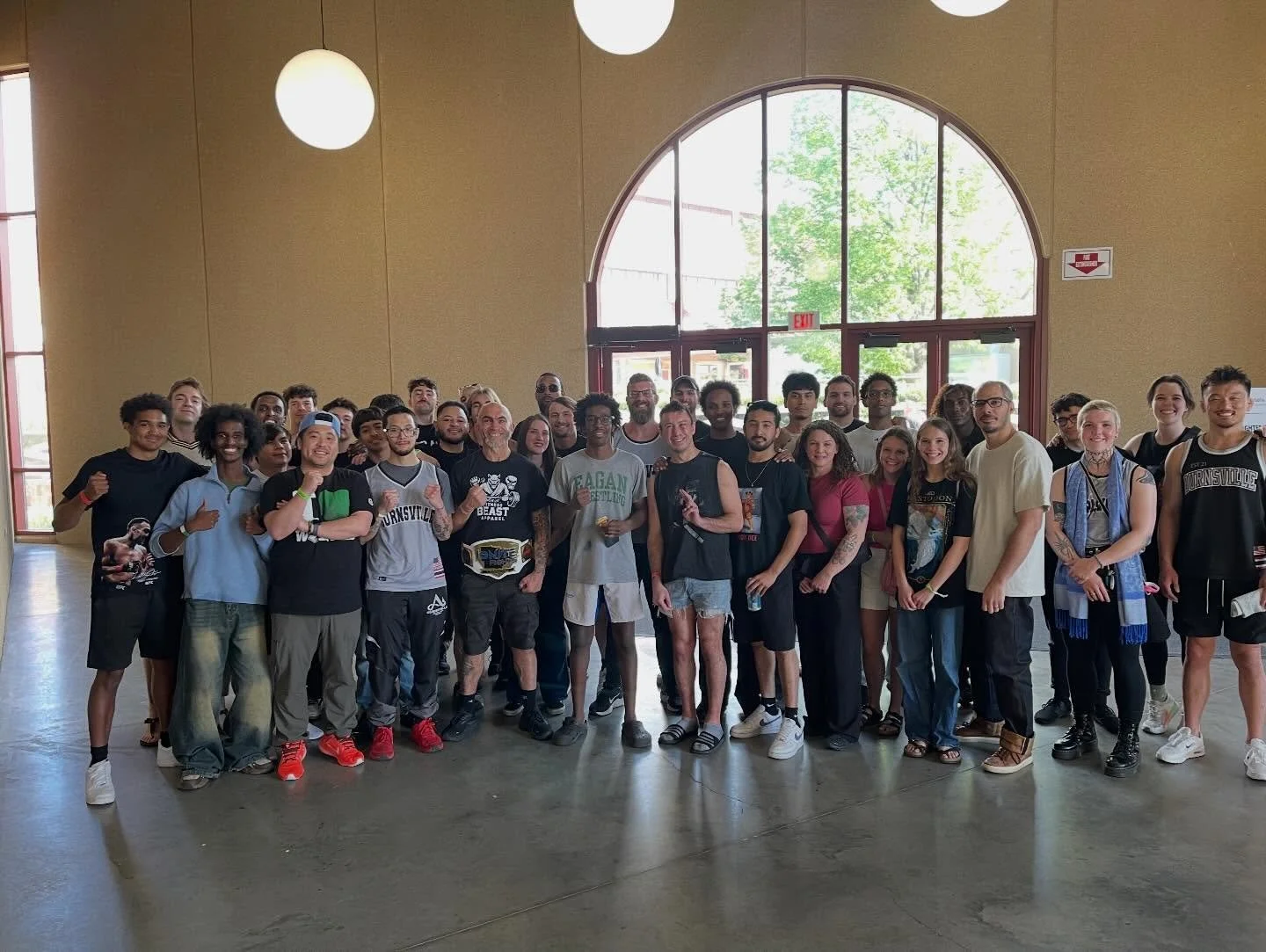 Another great day at Ignite Fights! The team went 2-2 on the night. Everyone showed tremendous growth in their skill set, regardless of the outcomes.

Anoluck started round 1, landing some big punches and low kicks right away. Unfortunately he was st