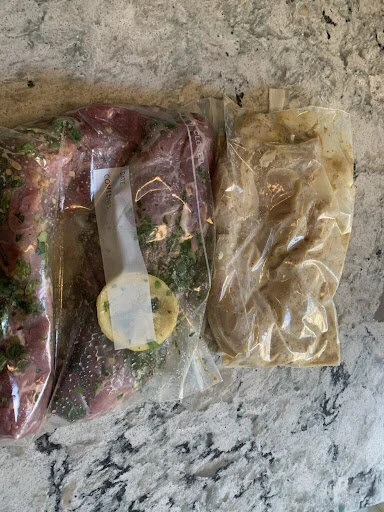meal prepping by a nutritionist kansas city