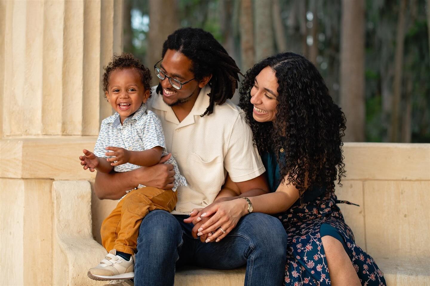 Capturing these precious family moments is everything! Little one&rsquo;s laughter, cozy cuddles, and memories made together are the heartbeats of our family. 💖 #FamilyFirst #CherishedMoments #LoveInEveryFrame