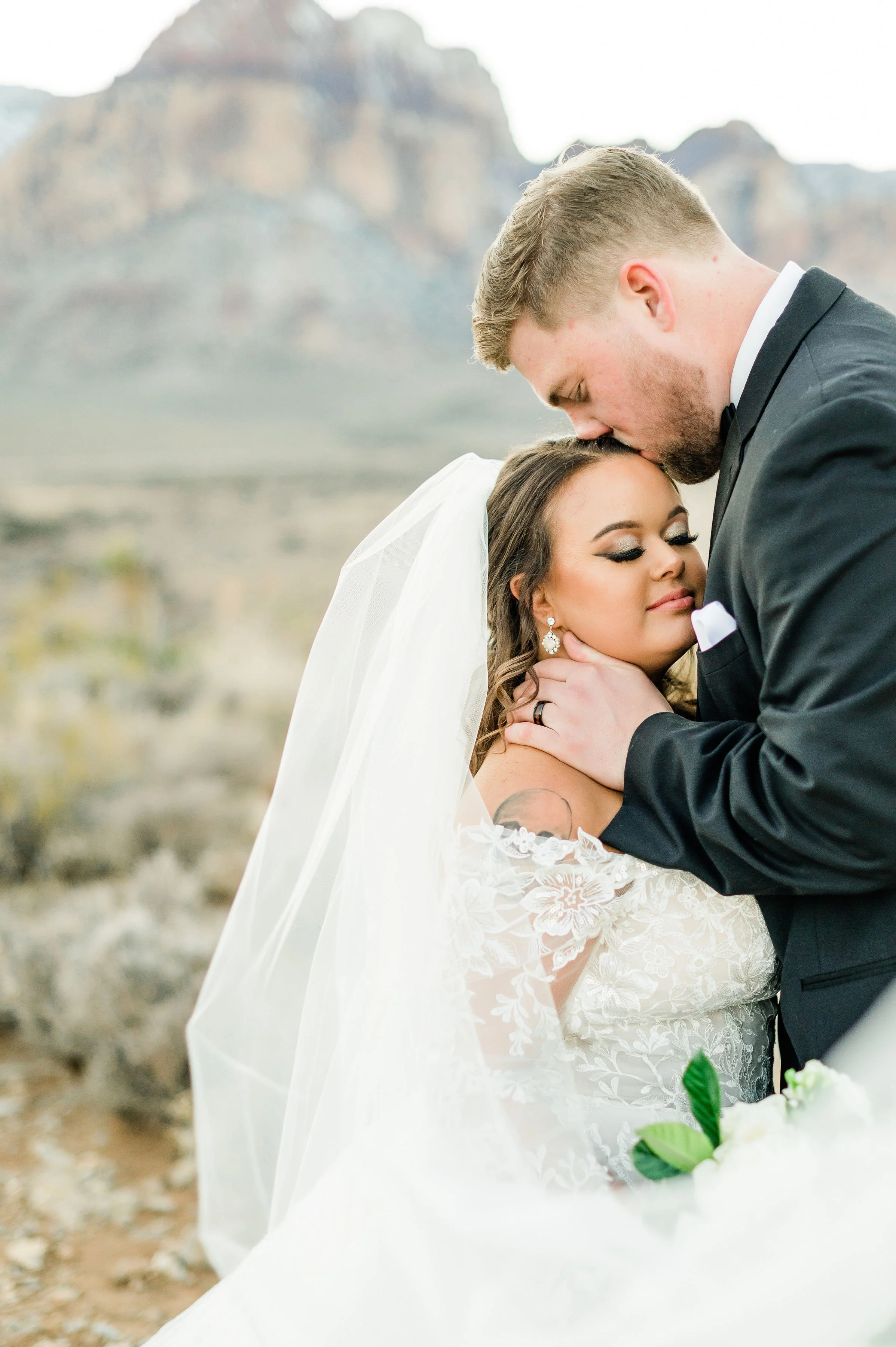 12.15.21 Savanah + Holden M Aimee H Karen Coordinator Cactus Collective Wedding flowers Gaia, Ph Elizabethle_Photography (4).jpeg