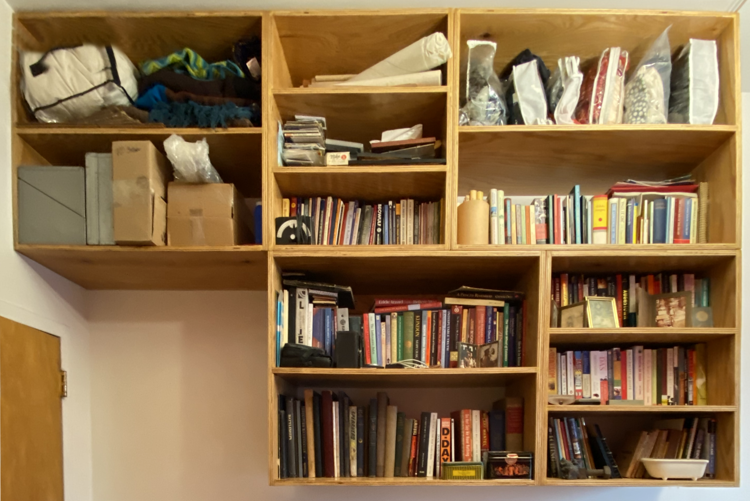 Shelf Unit 3.png