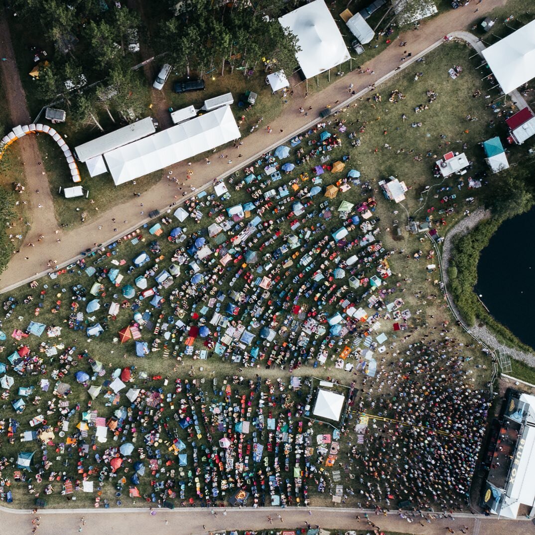 What a day&hellip;. We can&rsquo;t wait to share this footage with the world! @blueoxmusicfestival 

📷: @shmall27