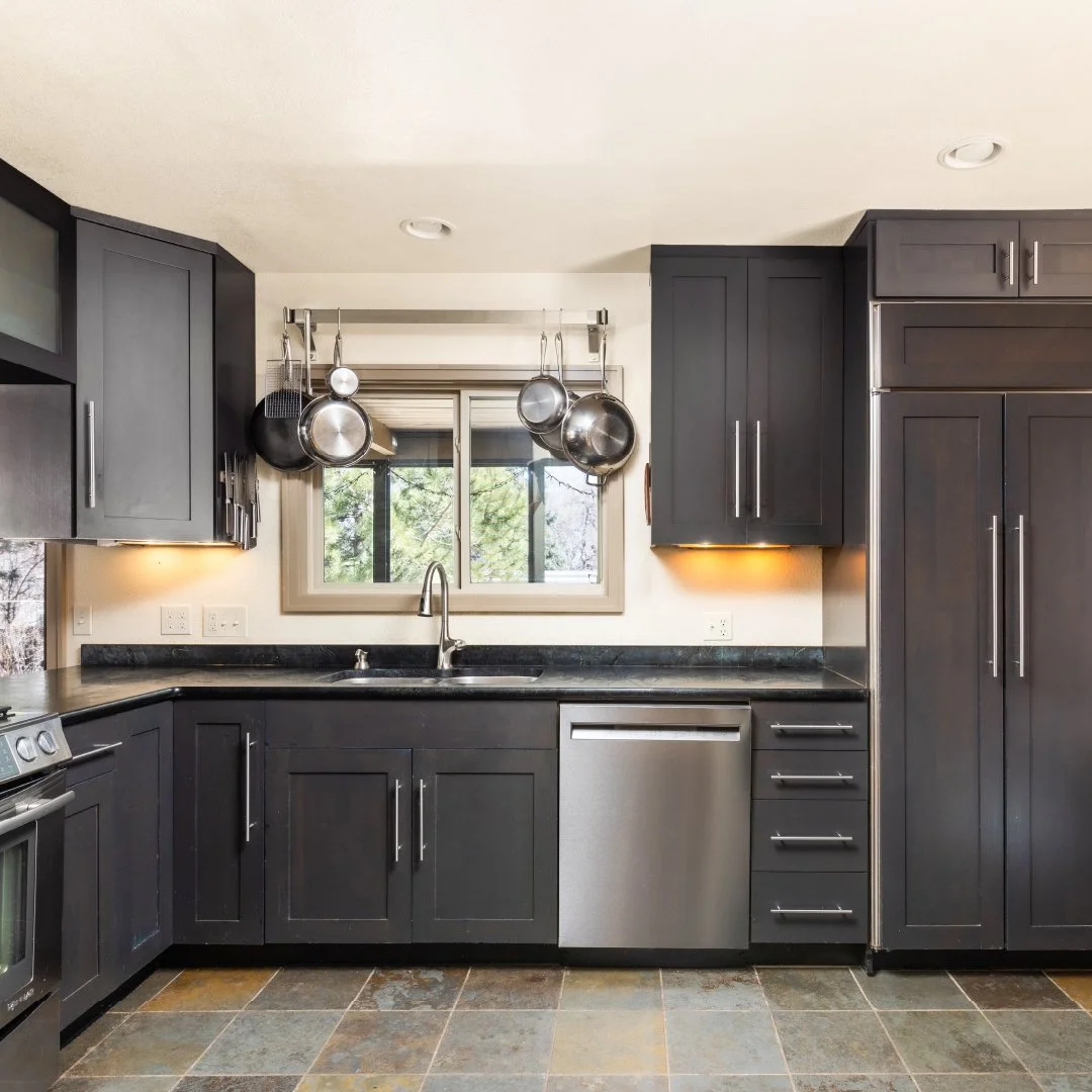 1335 Oak Court — 5.jpg