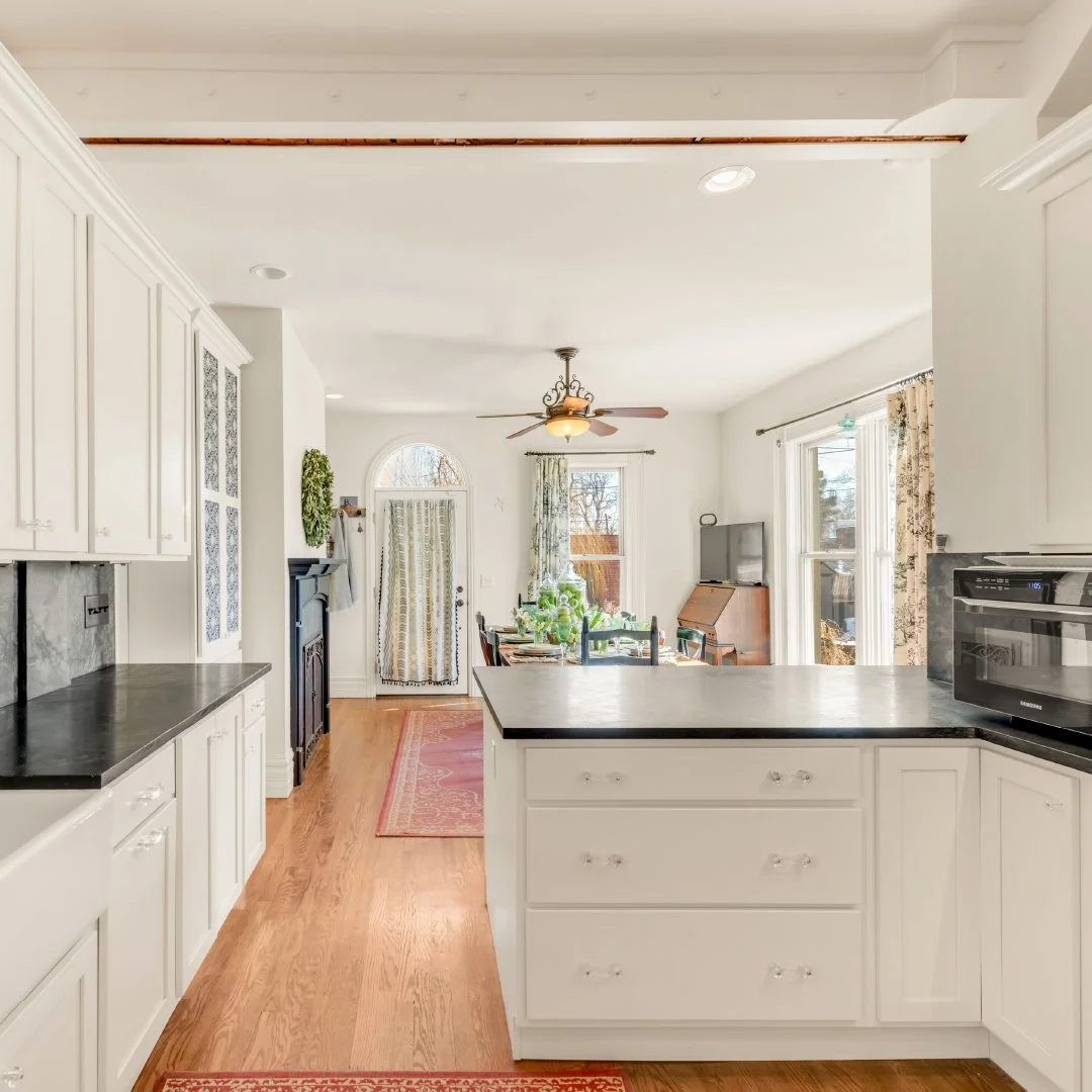 3328 Bryant Street — 6.jpg