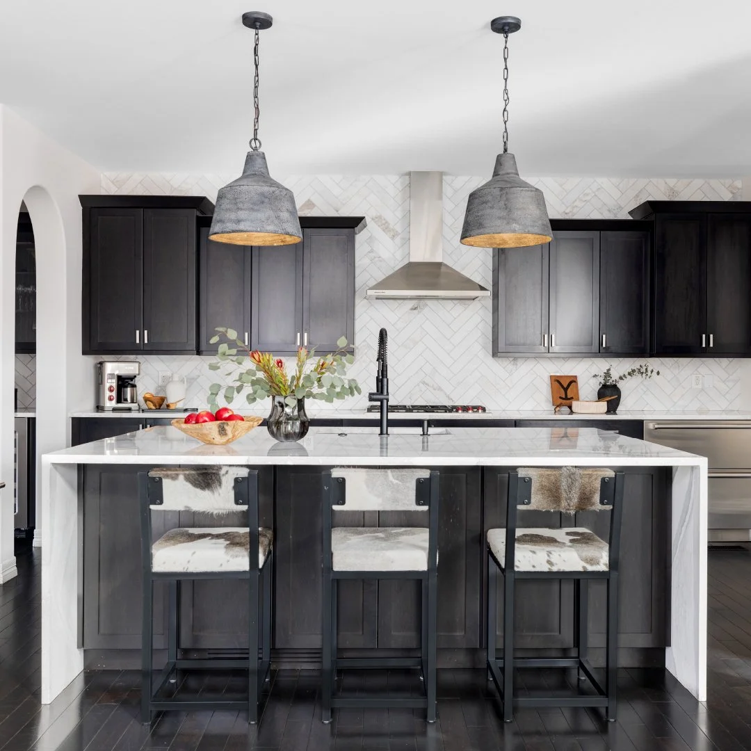 9122 E 34th Avenue — 2.jpg