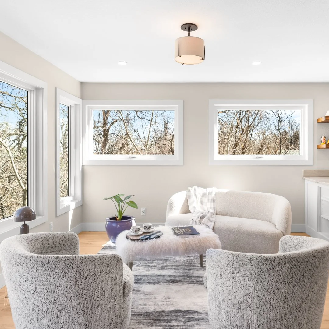 379 West Arapahoe Lane