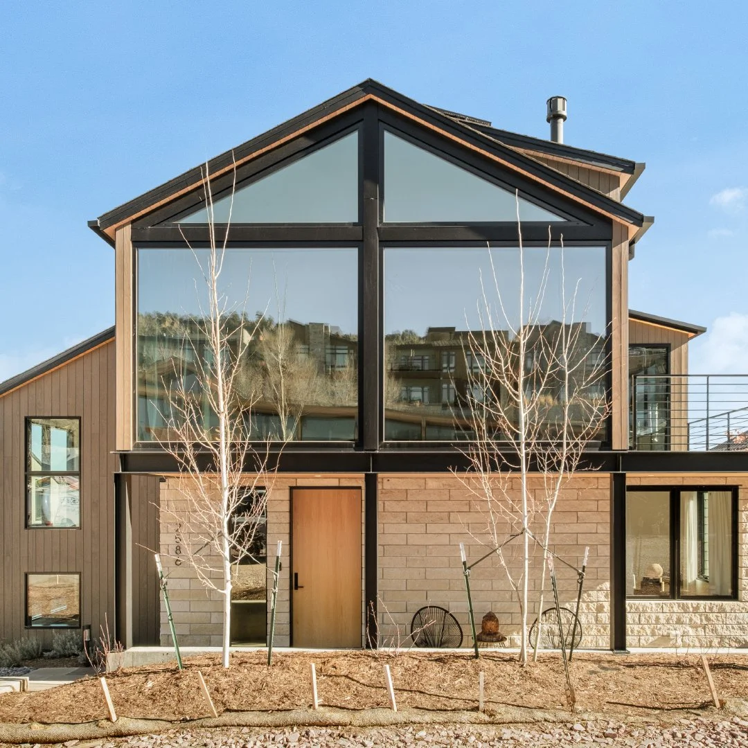 2586 3rd Street-1.jpg