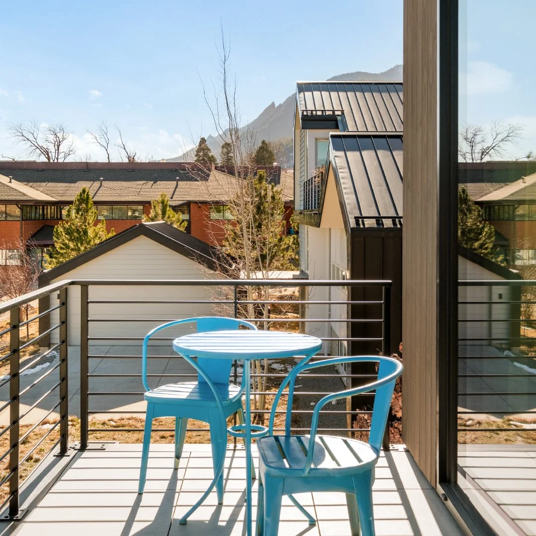 2586 3rd Street-8.jpg