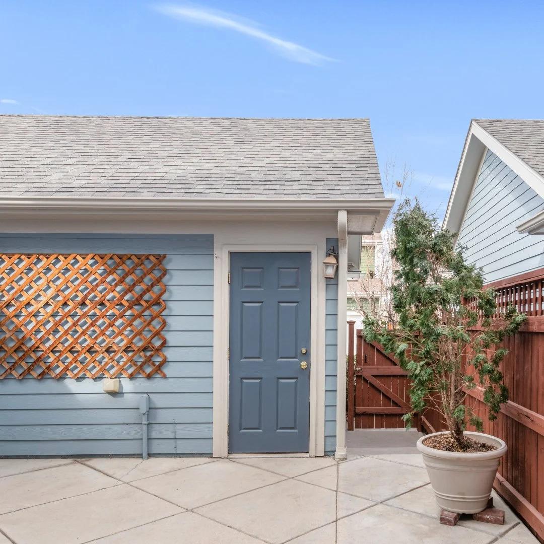 8361 E 29th Ave — 5.jpg