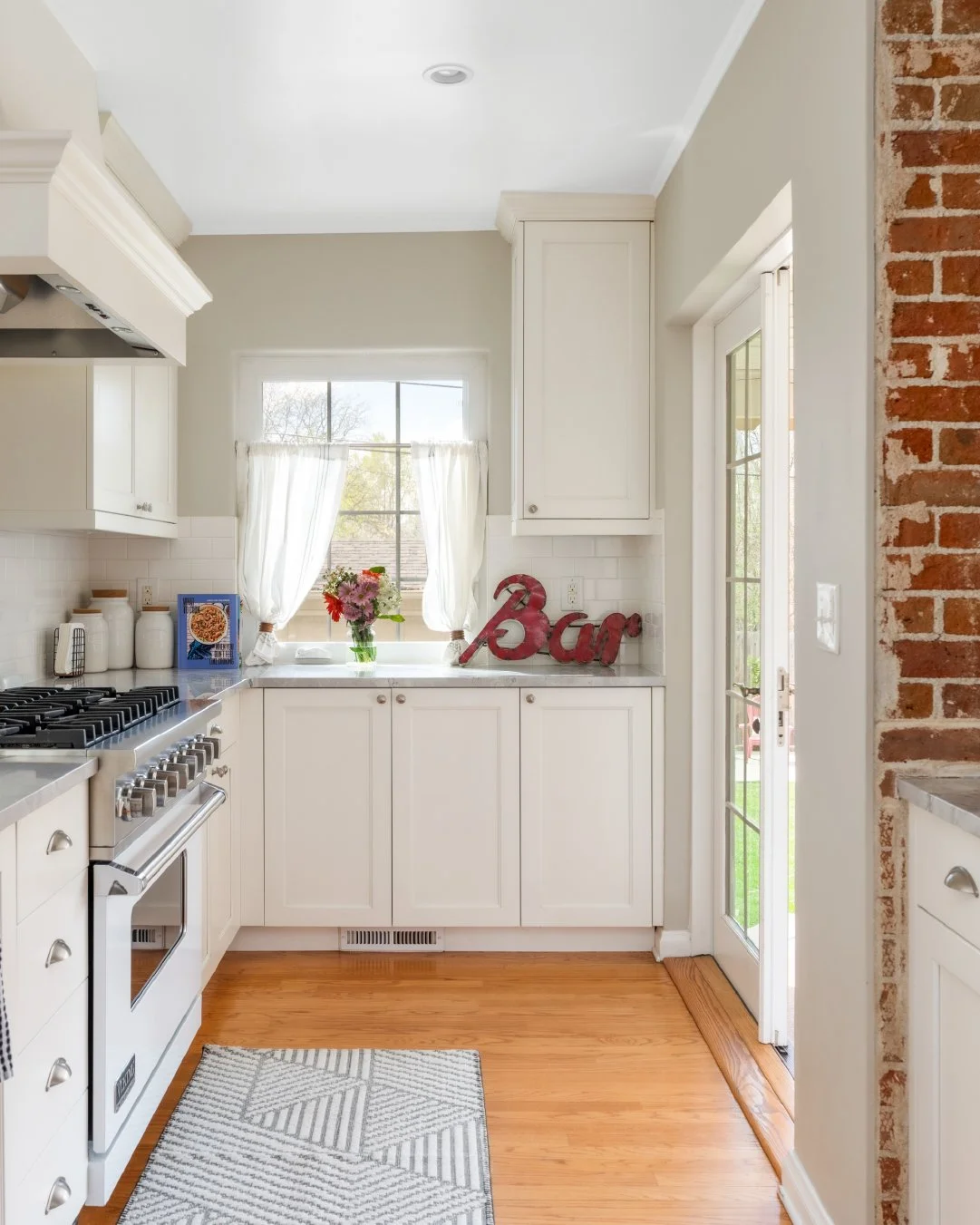 1055 S Clayton Way-5.jpg