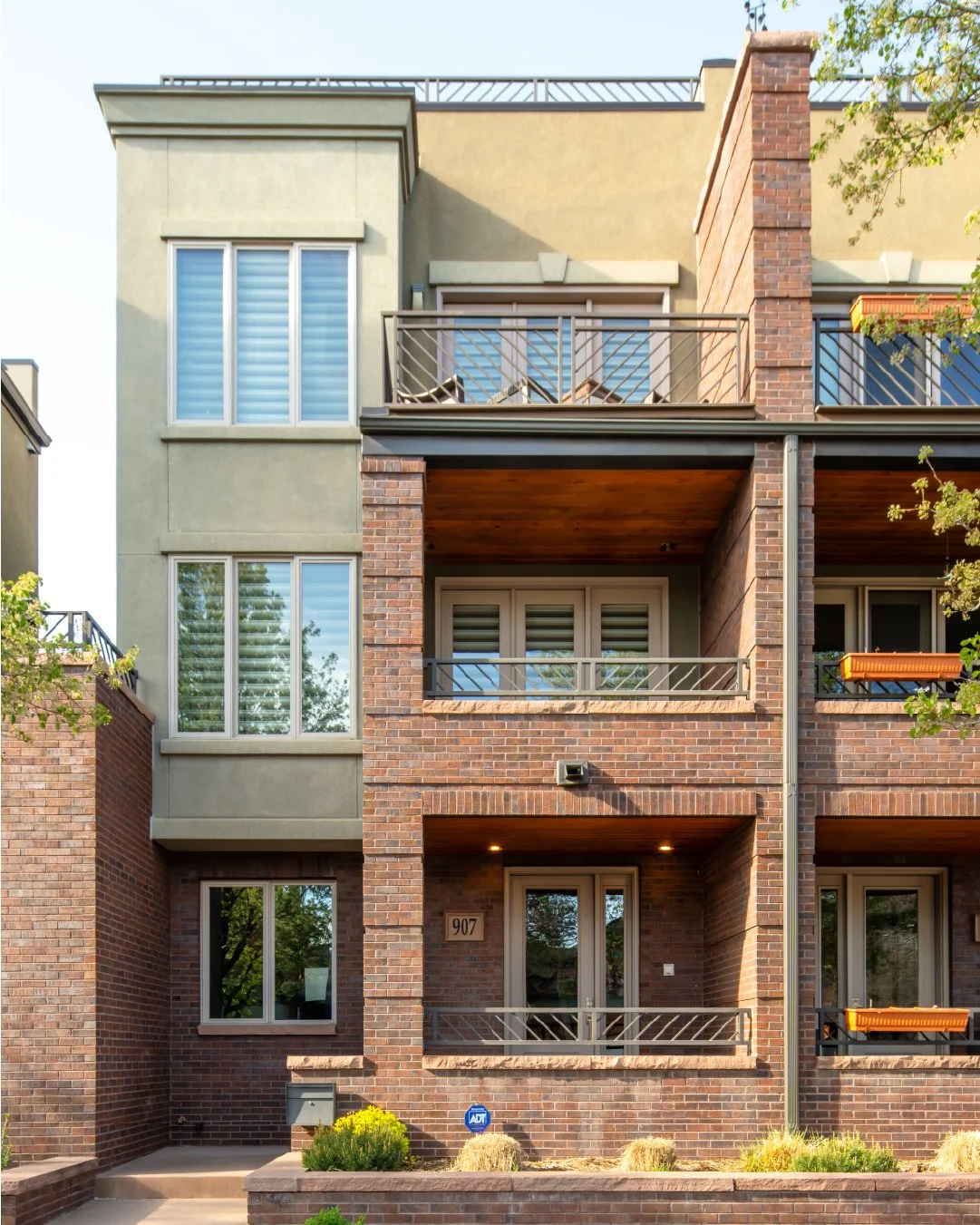 907 East 22nd Avenue