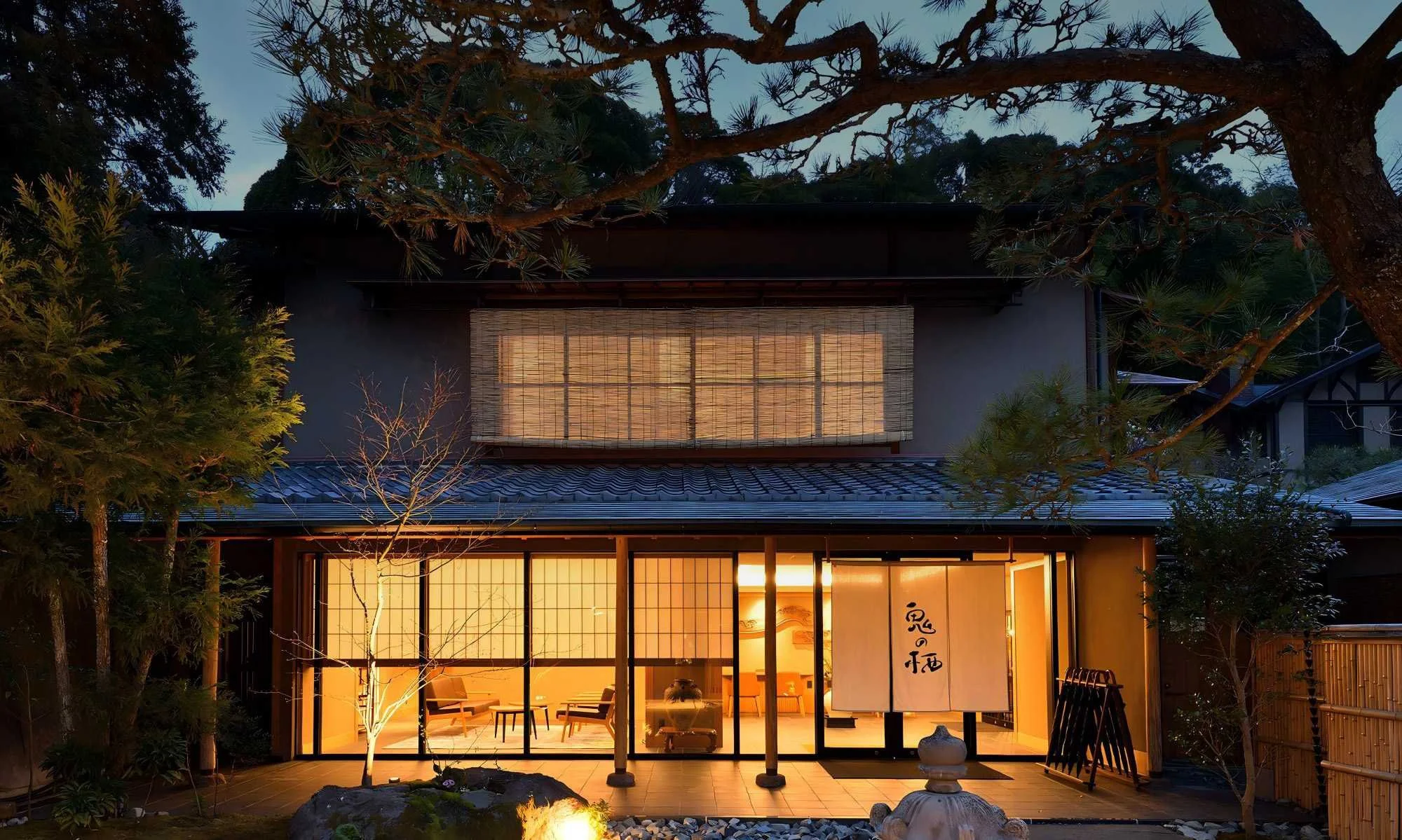 onino sumika 5.jpg (Copy)