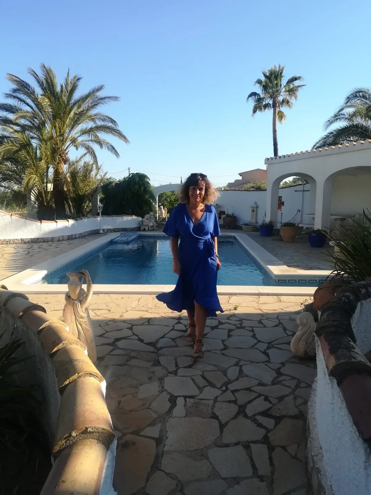 Happy Birthday meine liebste Mary 🥂💛
Leben mit dir ist einfach besser. Lustiger, mutiger, spannender.

10 Dinge, die wir an dir lieben (und ja: es g&auml;be noch 1&lsquo;000 mehr):

1️⃣ Wer Zeit mir dir verbringt, kommt nach nach Hause und denkt er