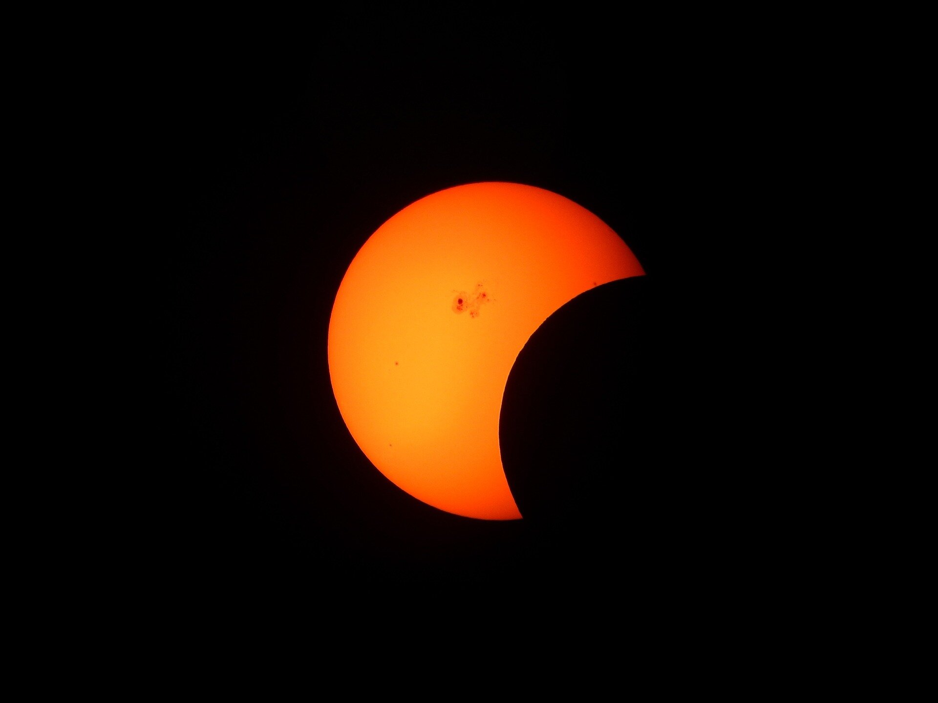 Eclipse on Church Street