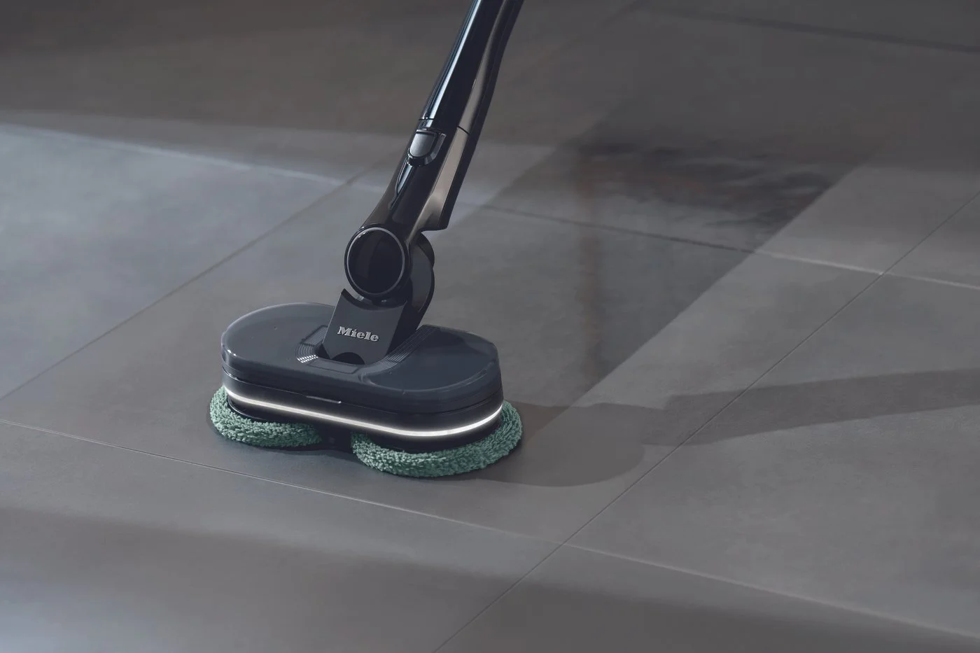 20000225618.highres.jpg