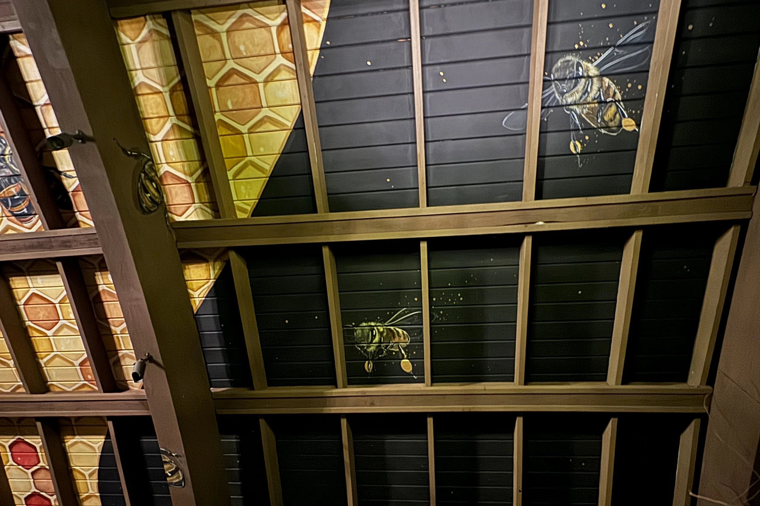2Bees.jpg