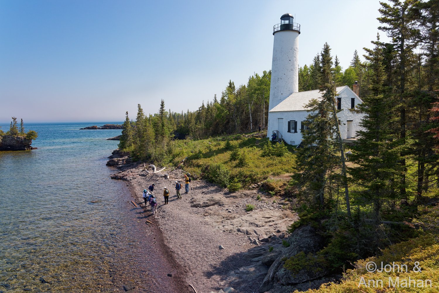Exploring the shore and rockhunting at Rock Harbor Lighthouse