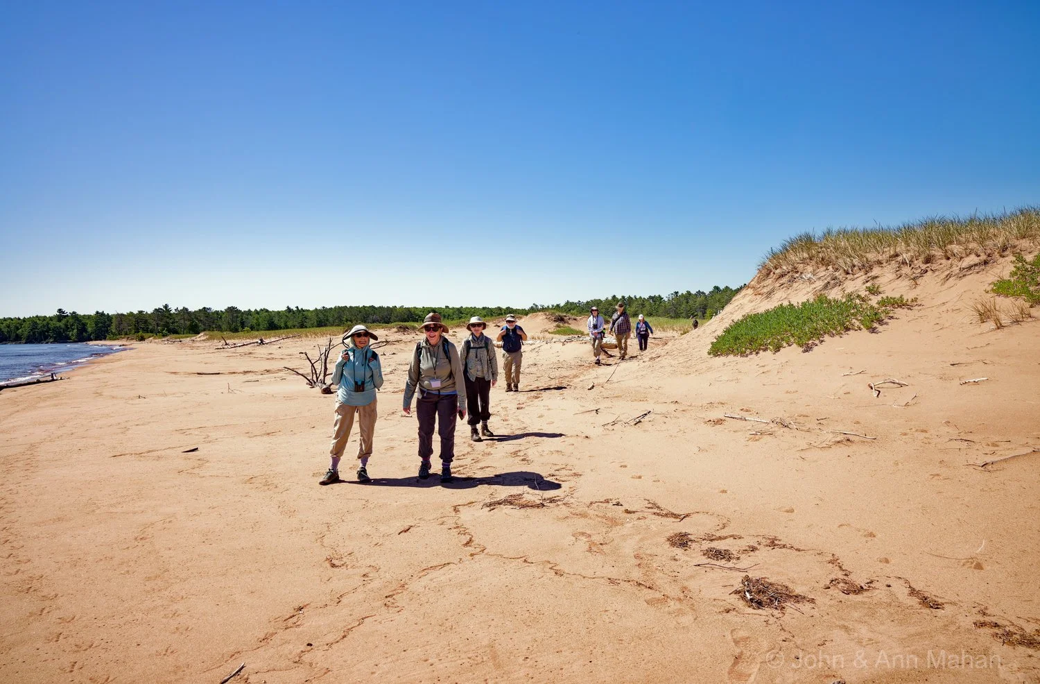 Stockton Island Tombolo Trail -- Hiking along Julian Bay