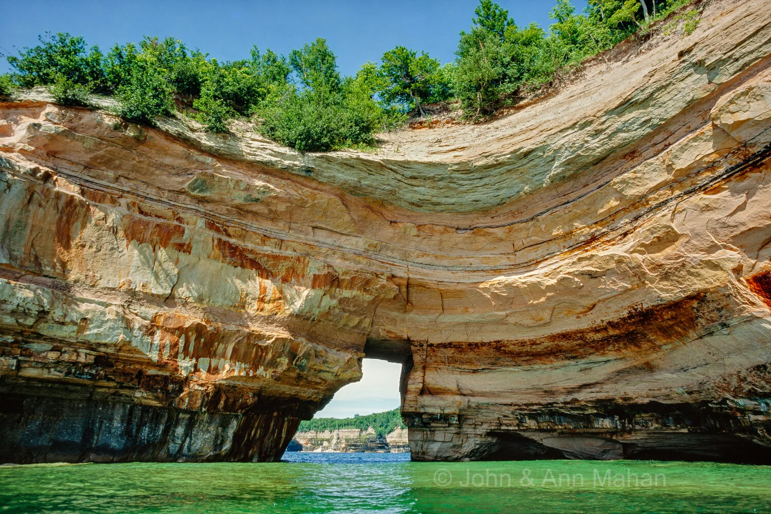 ID_3-5642B Pictured Rocks Sea Arch