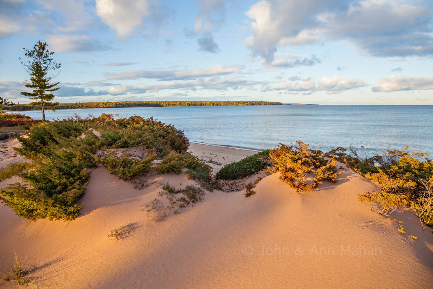 ID_9340B4_09. Julian Bay on Stockton Island -- Apostle Islands
