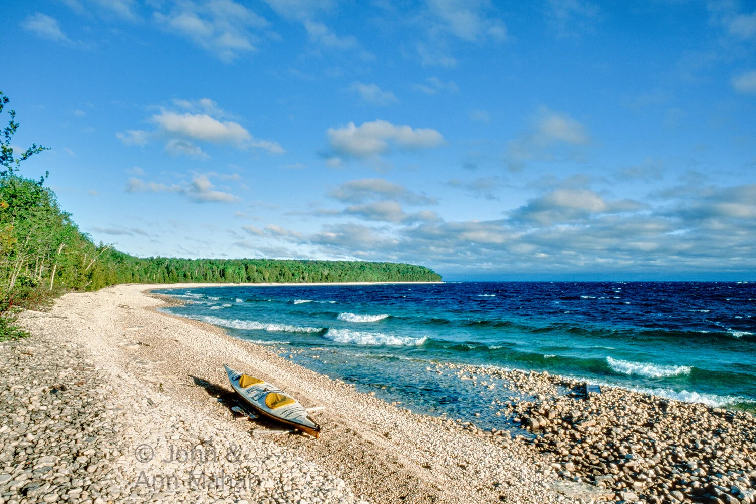 ID_33-7542B  Kayak on St Martin Island Shore