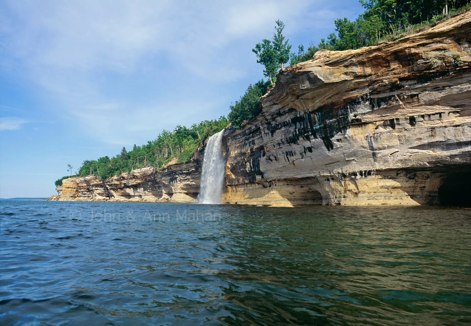 ID_26-5645B  Spray Falls -- Pictured Rocks