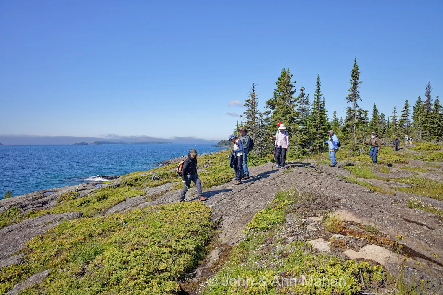 Hiking to Scoville Point